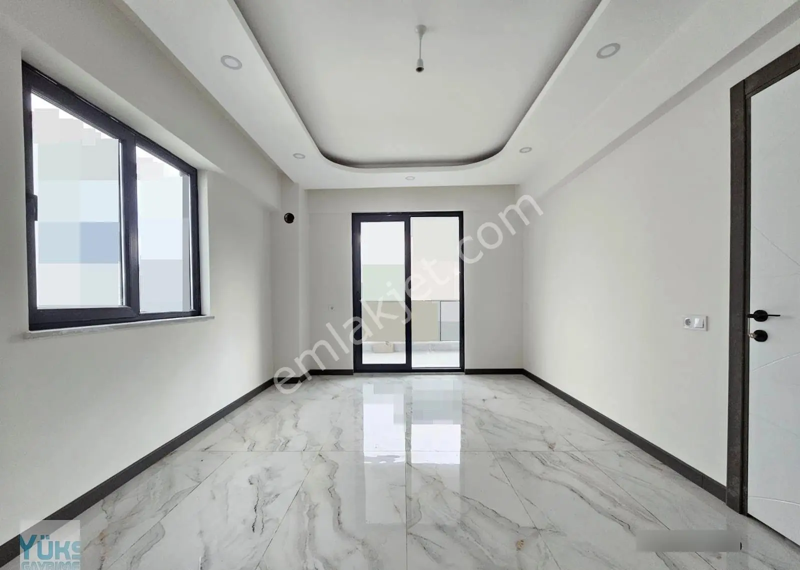 Denizli Gümüşçay Da Site İçi 2+1 Harika Konumda Kendine Ait Özel Bahçeli Satılık