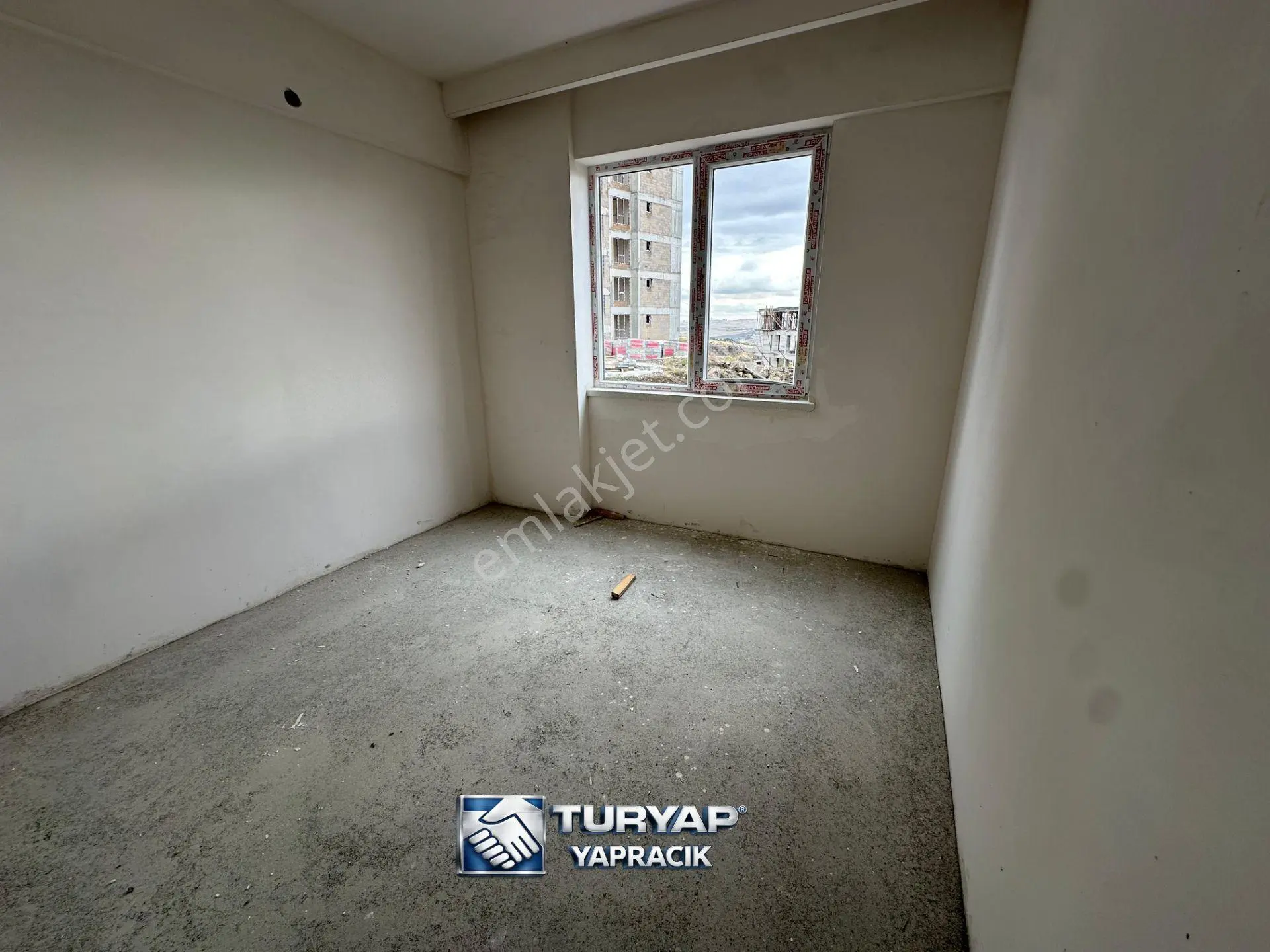 Turyap Yapracık ░ Atayurt'ta Merkezi Konumda Ara Kat 2+1 Daire — fotoğraf 12
