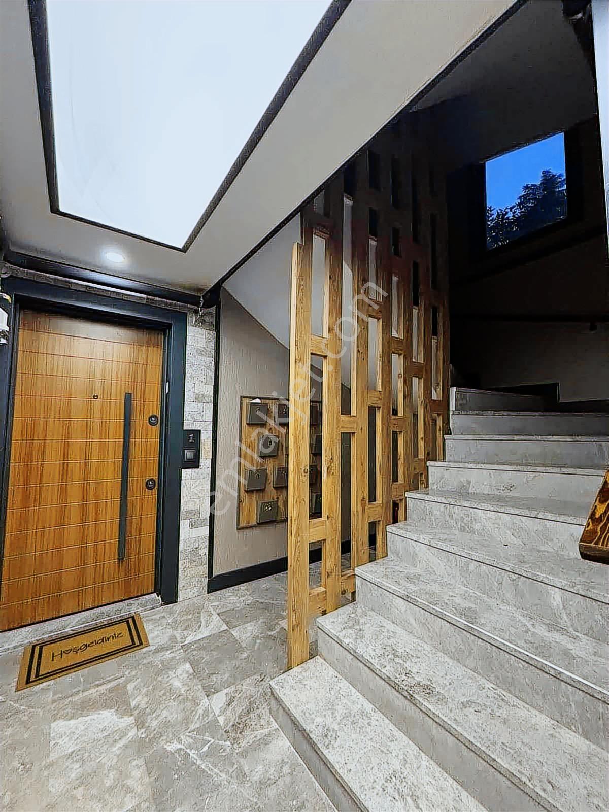 Kuşadasında Lüks Sitede Satılık 2+1 Daire — fotoğraf 11
