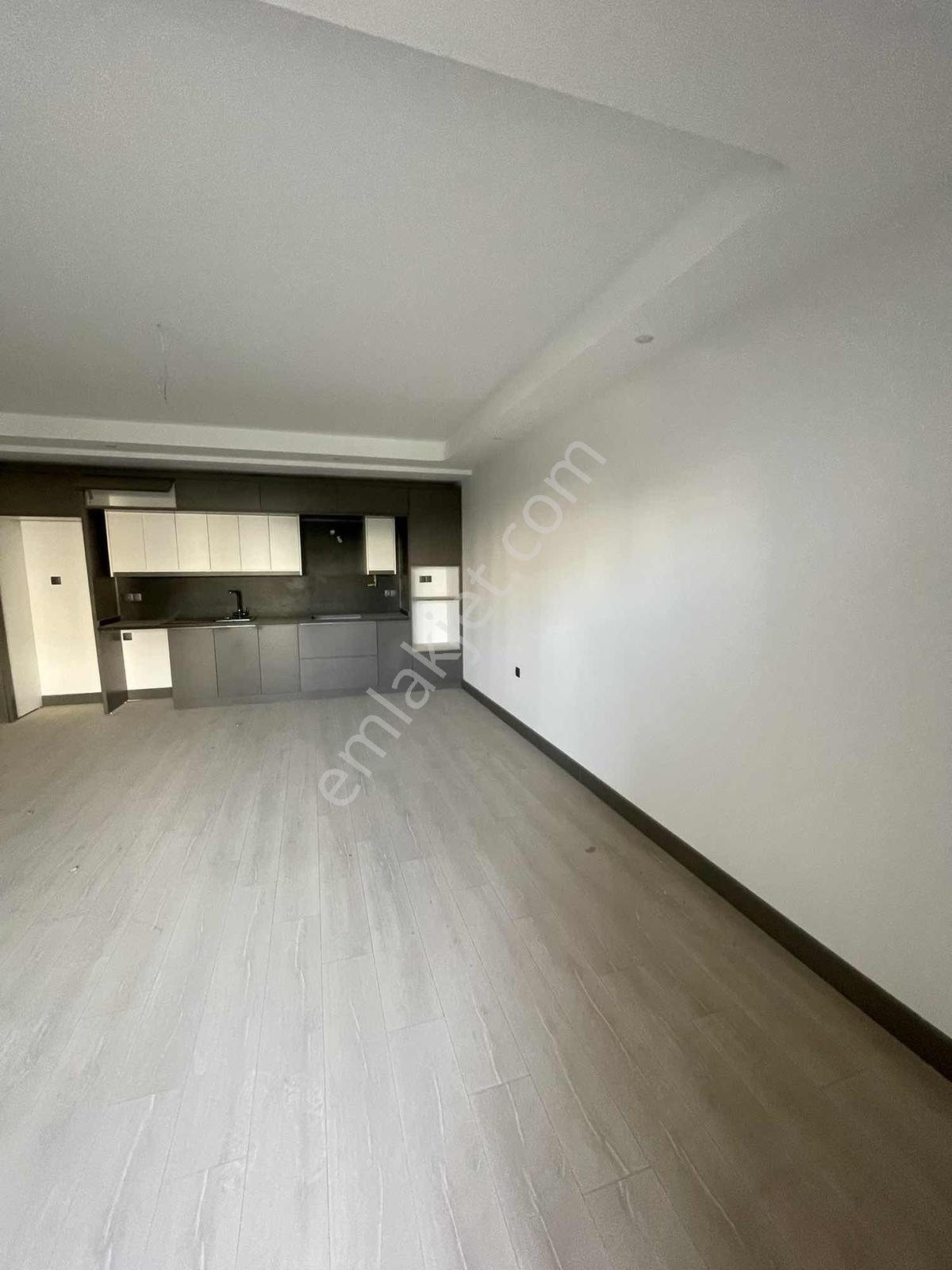 Kuşadasında Lüks Sitede Satılık 2+1 Daire — fotoğraf 22