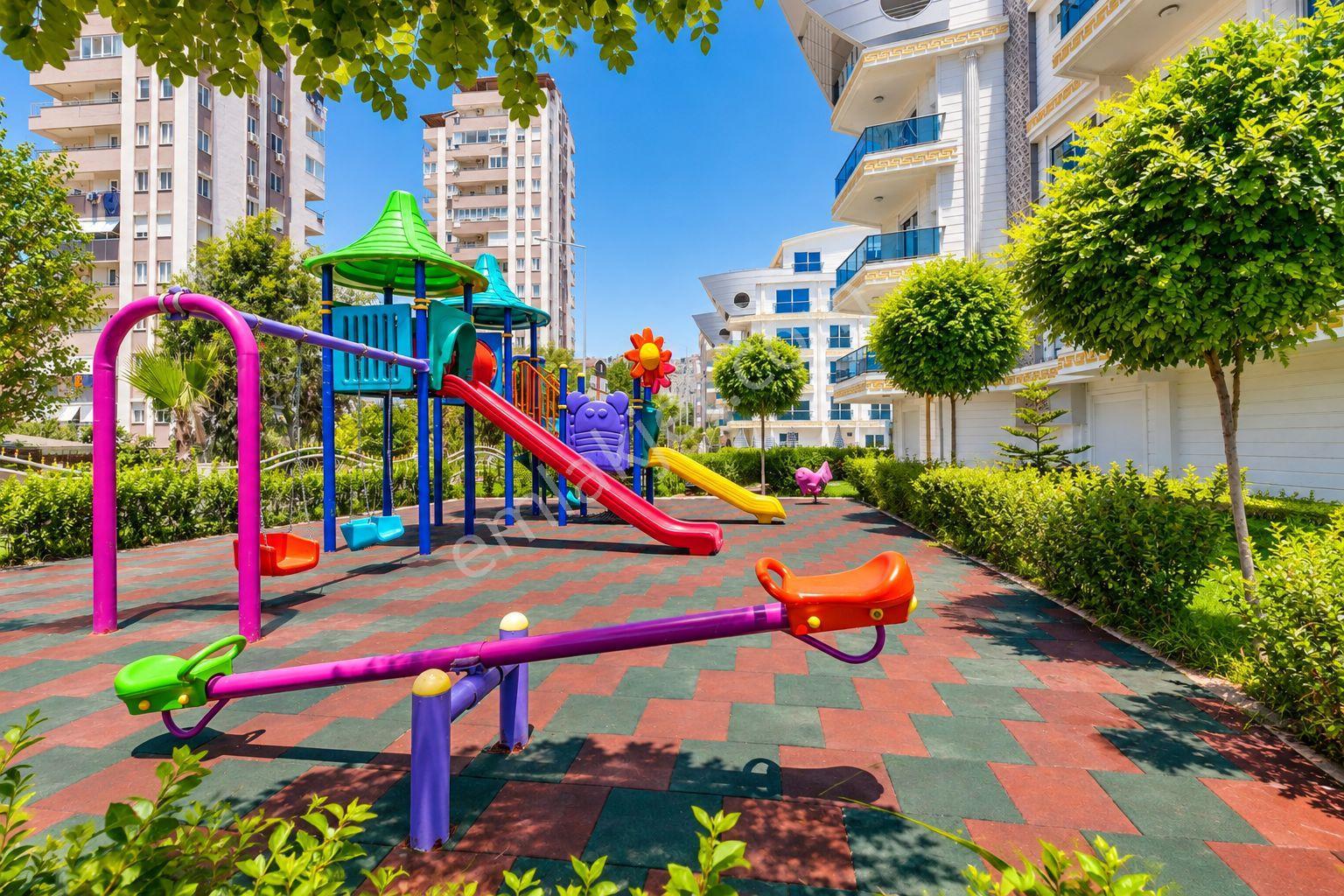 Hurmada Liman Sınırında Konforlu Lüks 2+1 Eşyalı Satılık Daire — fotoğraf 4