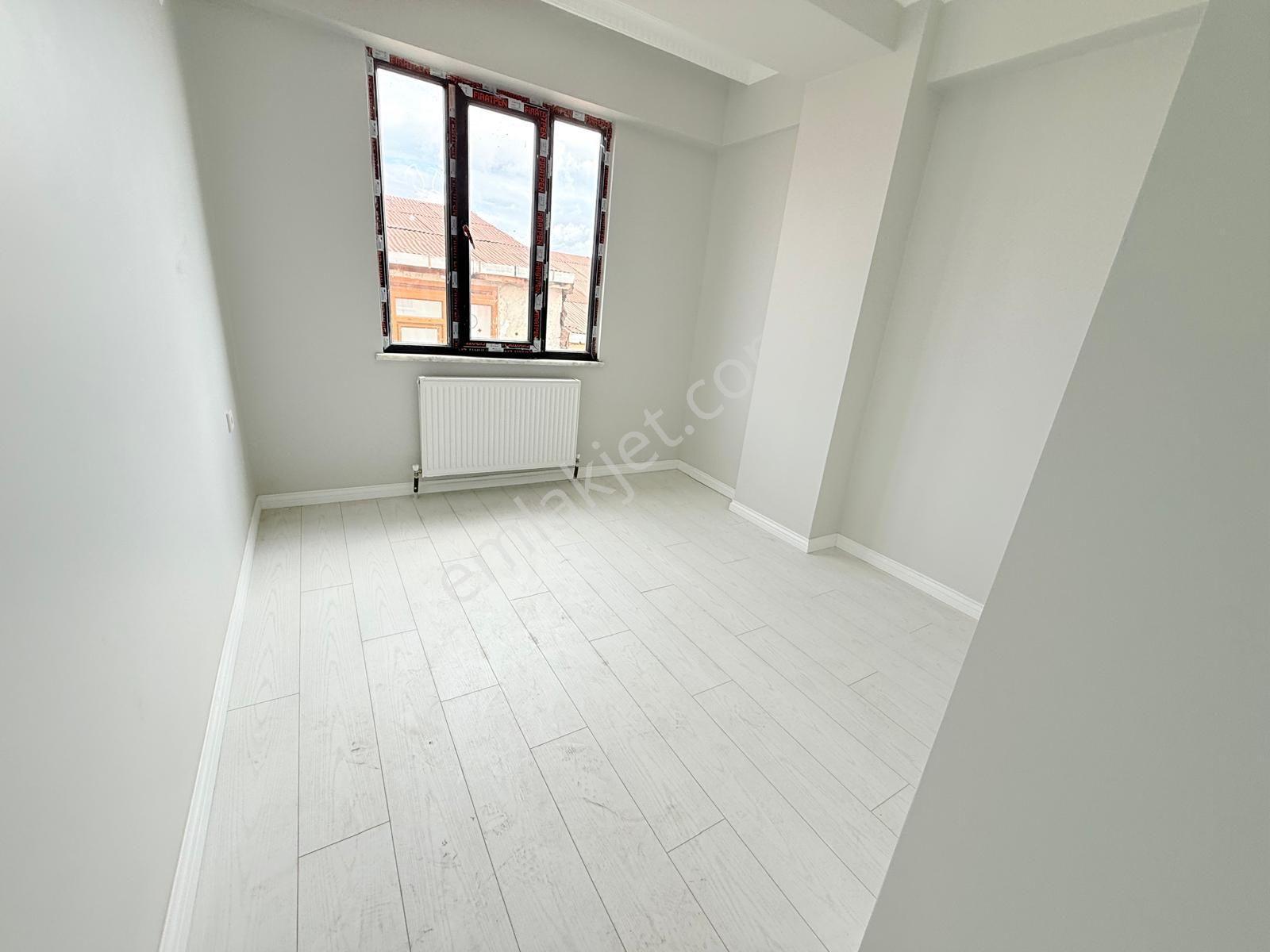 Pusula İnş'tan 50.yıl Mah 2+1 90m2 Satılık Sıfır 4.kat — fotoğraf 8