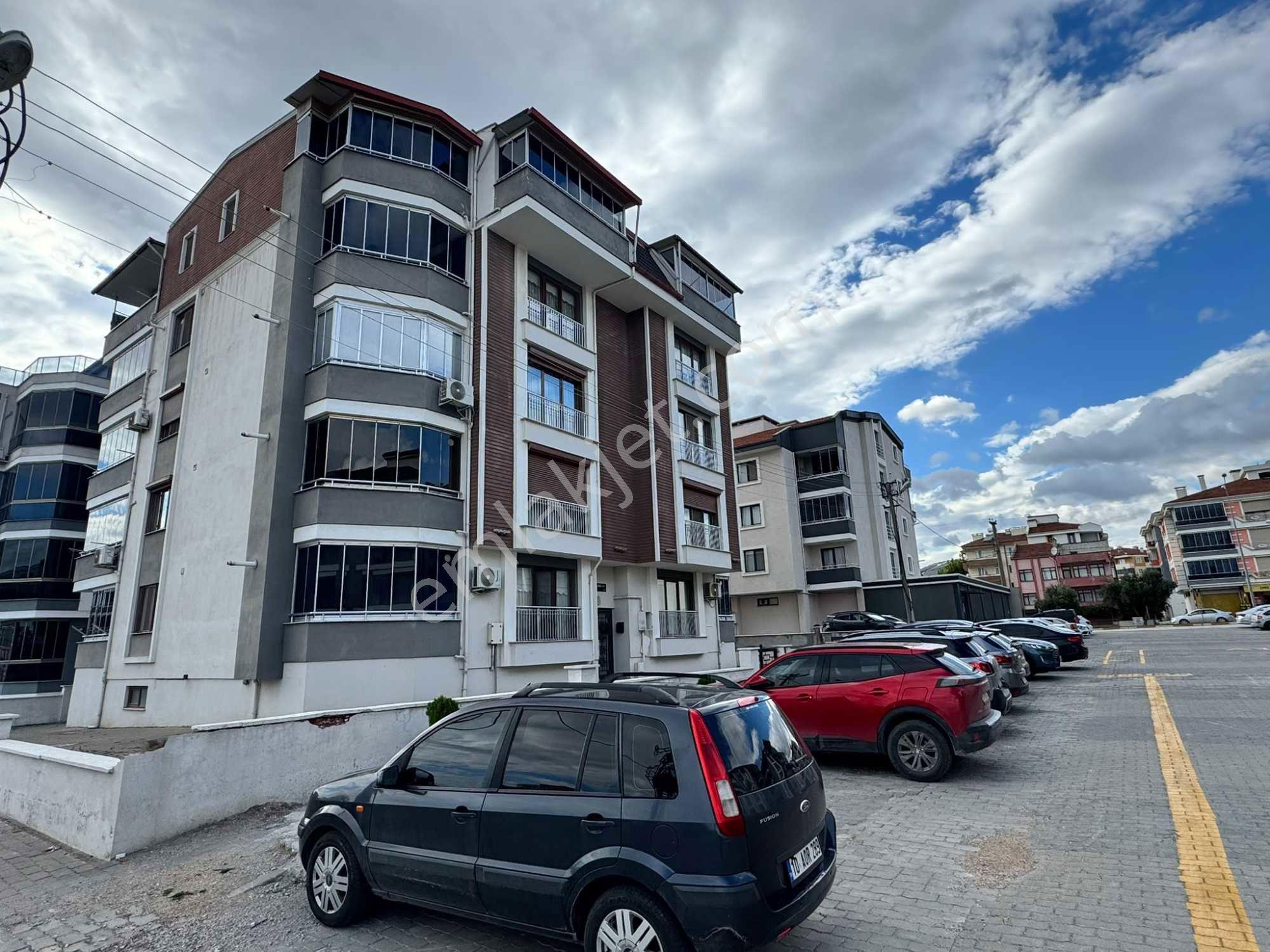 Remax Mıd'den Paşa Alanı’nda 155 M² 3+1 Dubleks Daire — fotoğraf 3