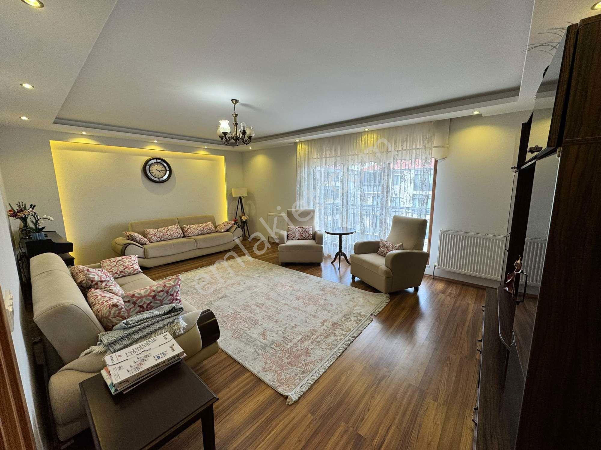 Remax Mıd'den Paşa Alanı’nda 155 M² 3+1 Dubleks Daire — fotoğraf 9