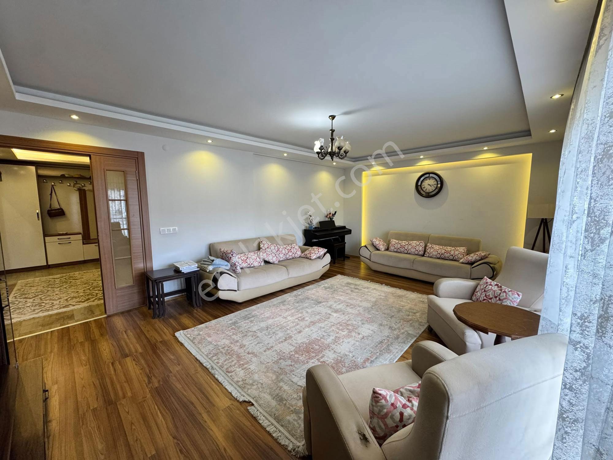 Remax Mıd'den Paşa Alanı’nda 155 M² 3+1 Dubleks Daire — fotoğraf 11