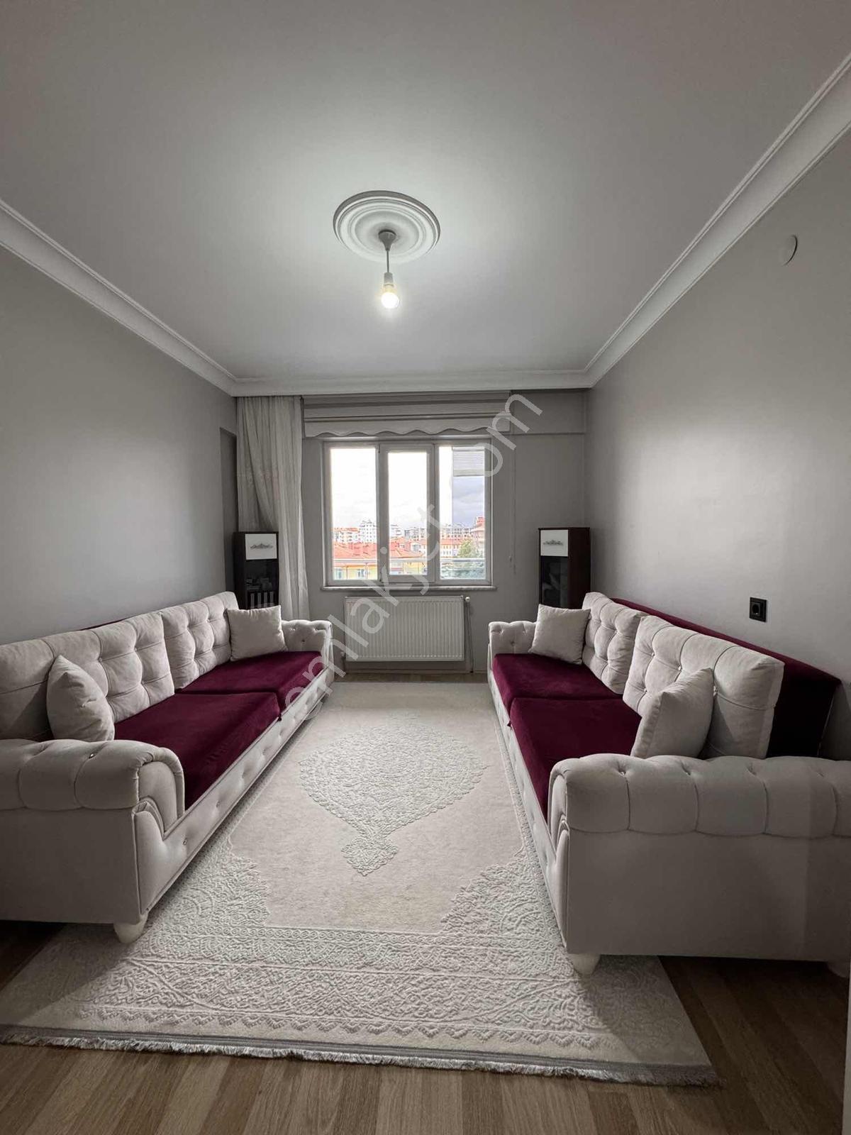 Keçeciler Caddesi Yakını 3+1 Bakımlı Geniş Daire — fotoğraf 9