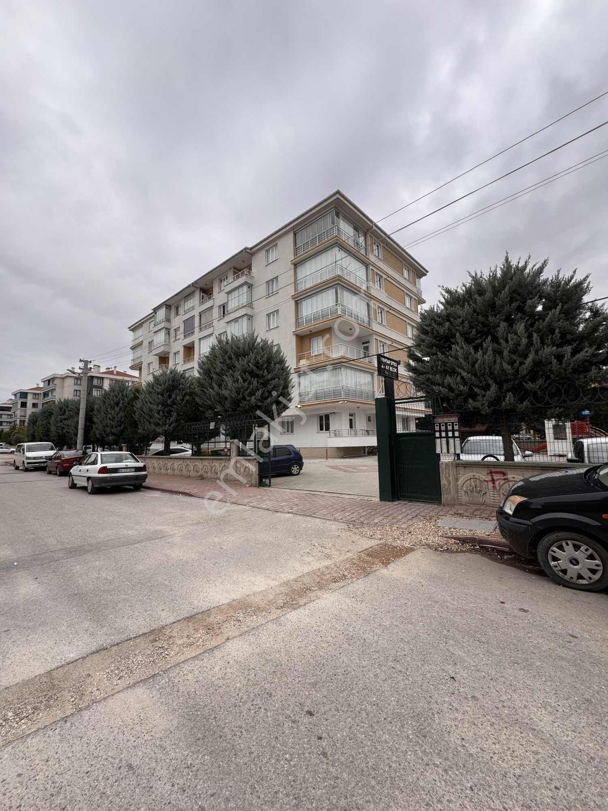 Keçeciler Caddesi Yakını 3+1 Bakımlı Geniş Daire — fotoğraf 32