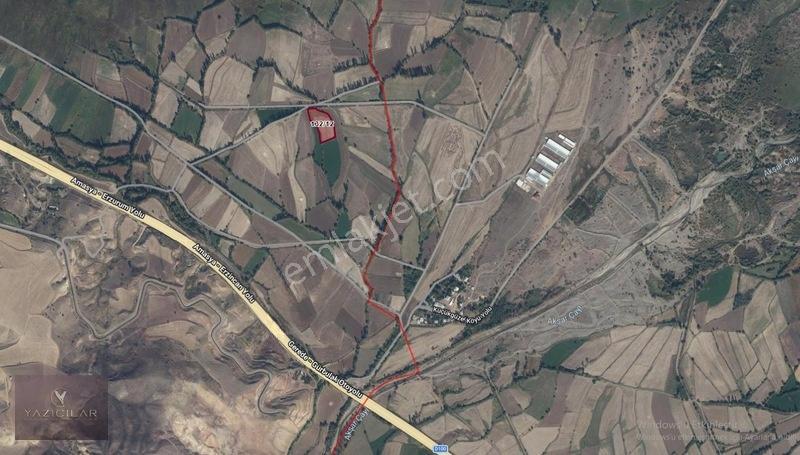 Suşehri Beydeğirmeninde D100E Yakın 5.990 M² Yolu Mevcut Tarla