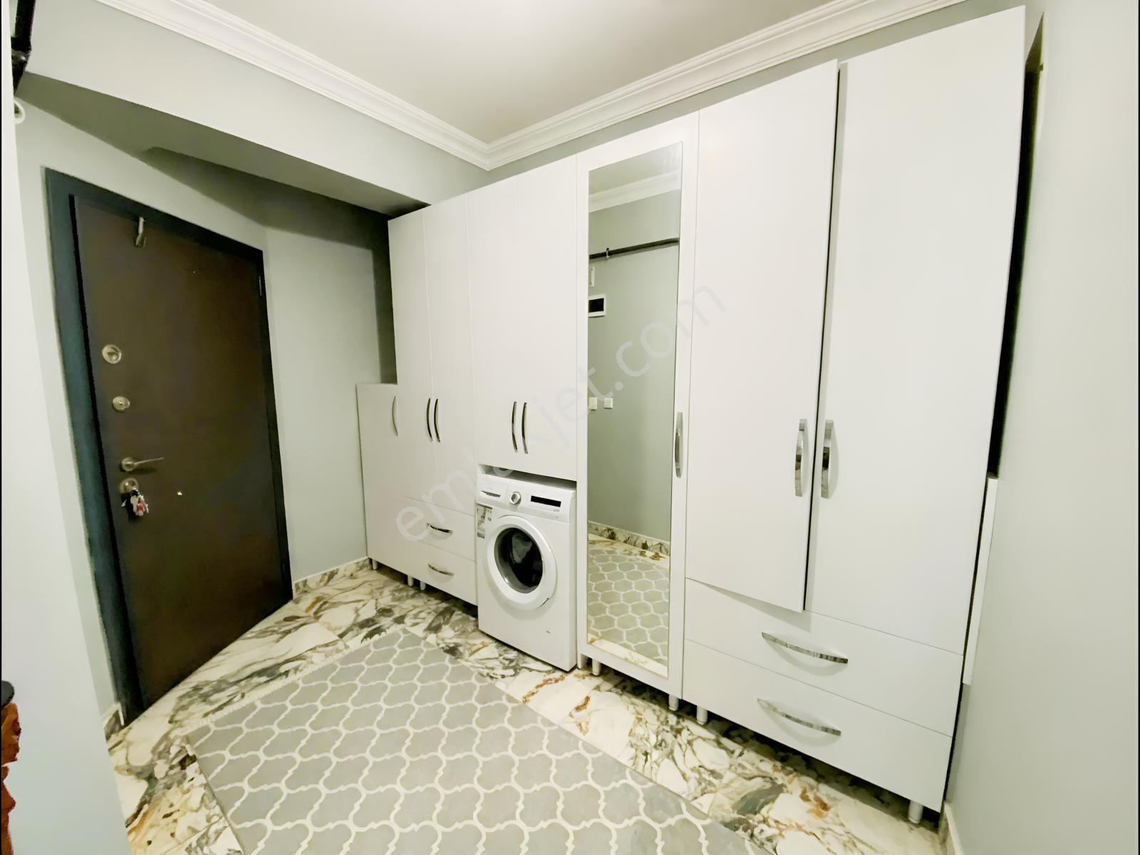 Karasuda Havuzlu Sitede Ayrı Mutfaklı Cam Balkonlu Daire — fotoğraf 14