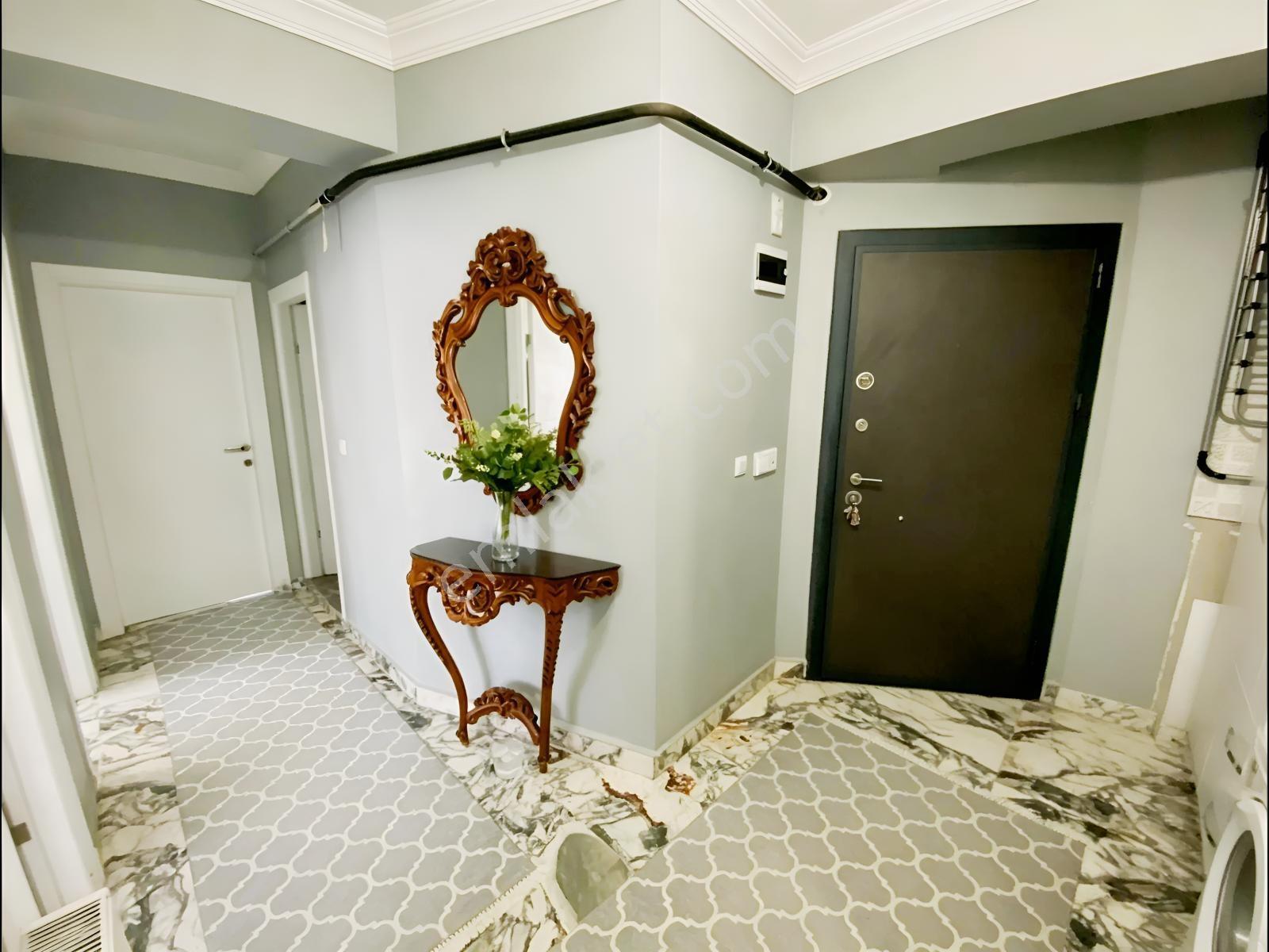 Karasuda Havuzlu Sitede Ayrı Mutfaklı Cam Balkonlu Daire — fotoğraf 15