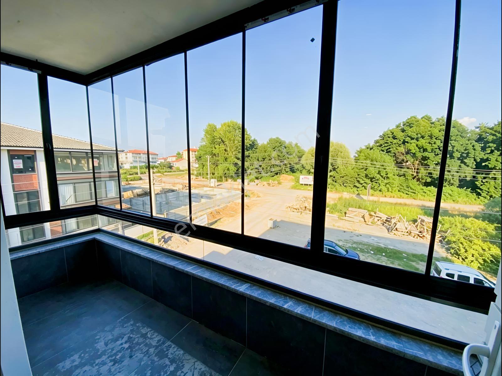 Karasuda Havuzlu Sitede Ayrı Mutfaklı Cam Balkonlu Daire — fotoğraf 26