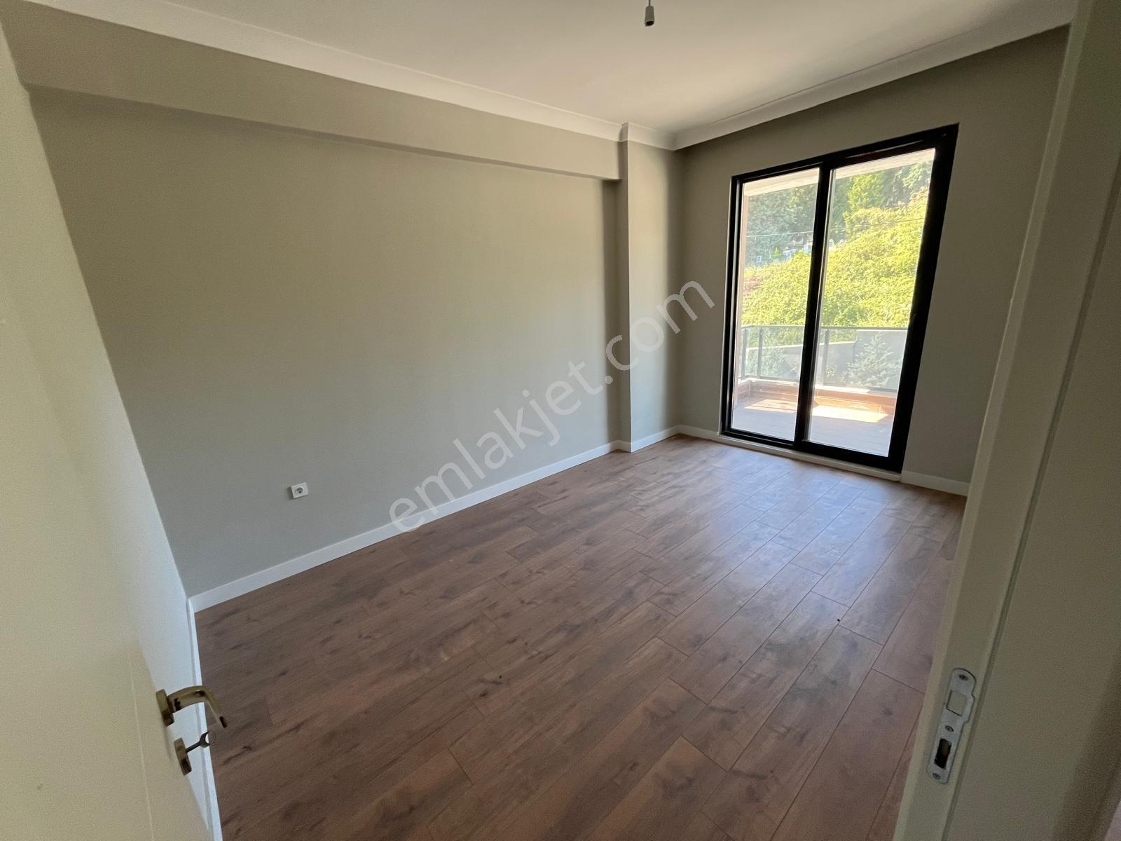 1+1 Sıfır Kudu Residence' Kullanışlı ( 3. Kat ) Satılık Daire .. — fotoğraf 3
