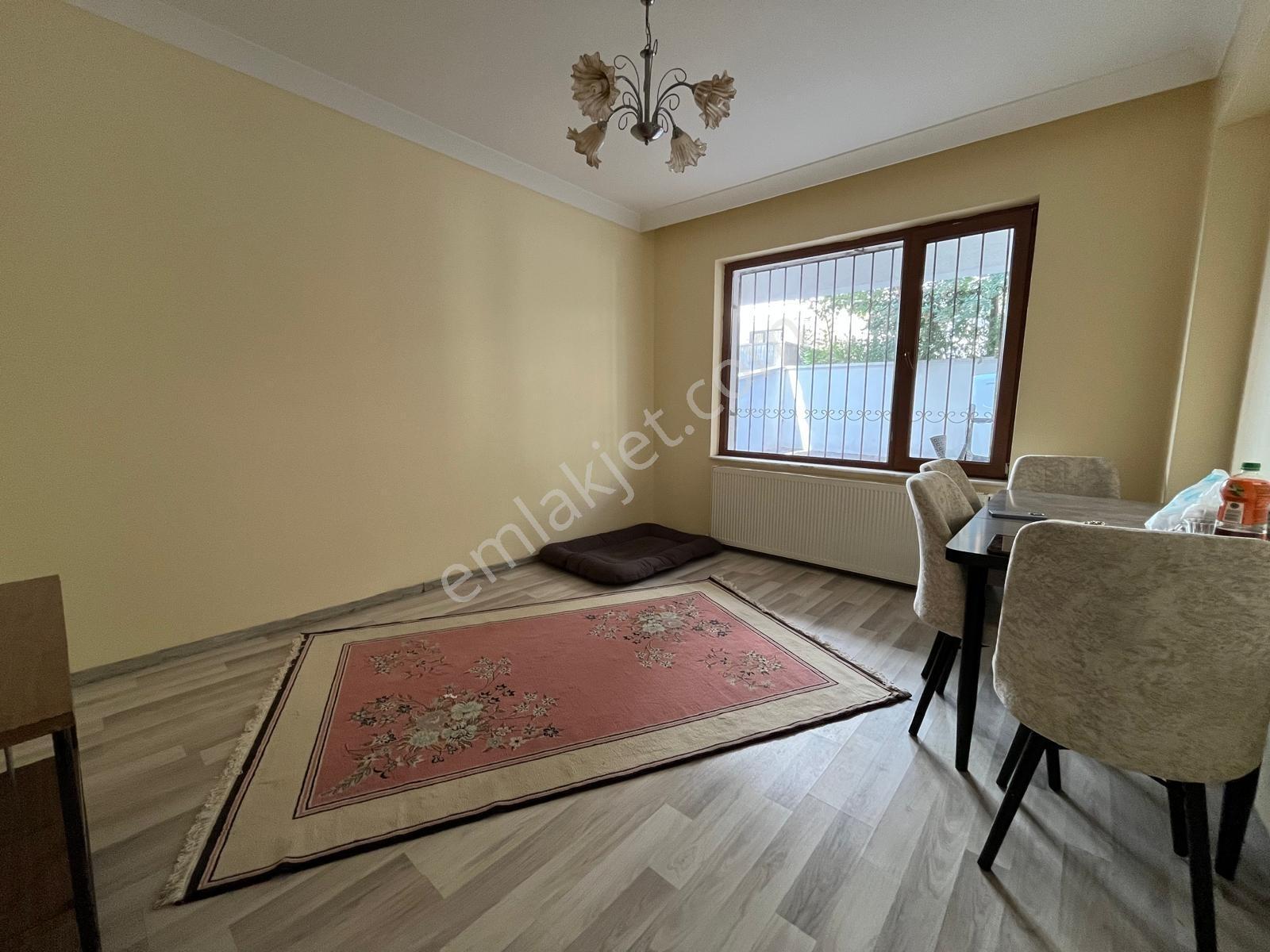 Cumhuriyet Gayrimenkulden 2+1 Metro Yakını Satılık Daire — fotoğraf 11