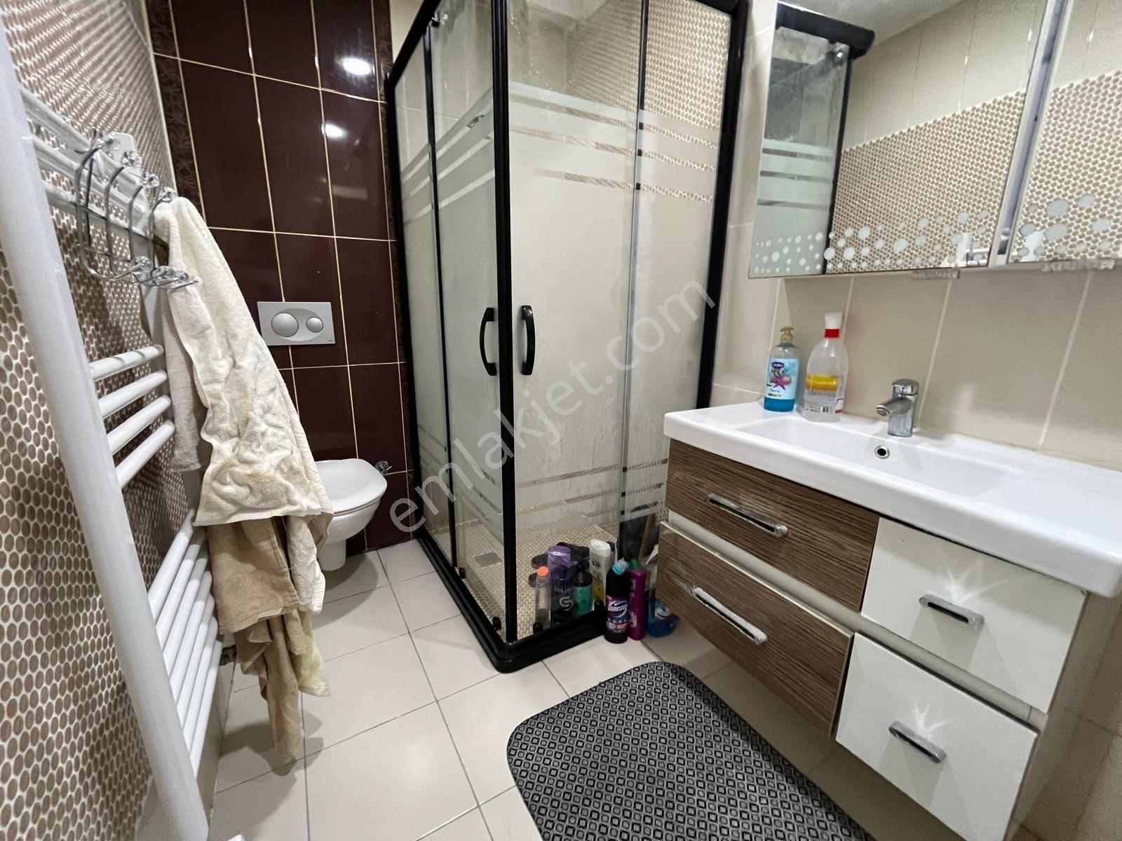 Cumhuriyet Gayrimenkulden 2+1 Metro Yakını Satılık Daire — fotoğraf 21