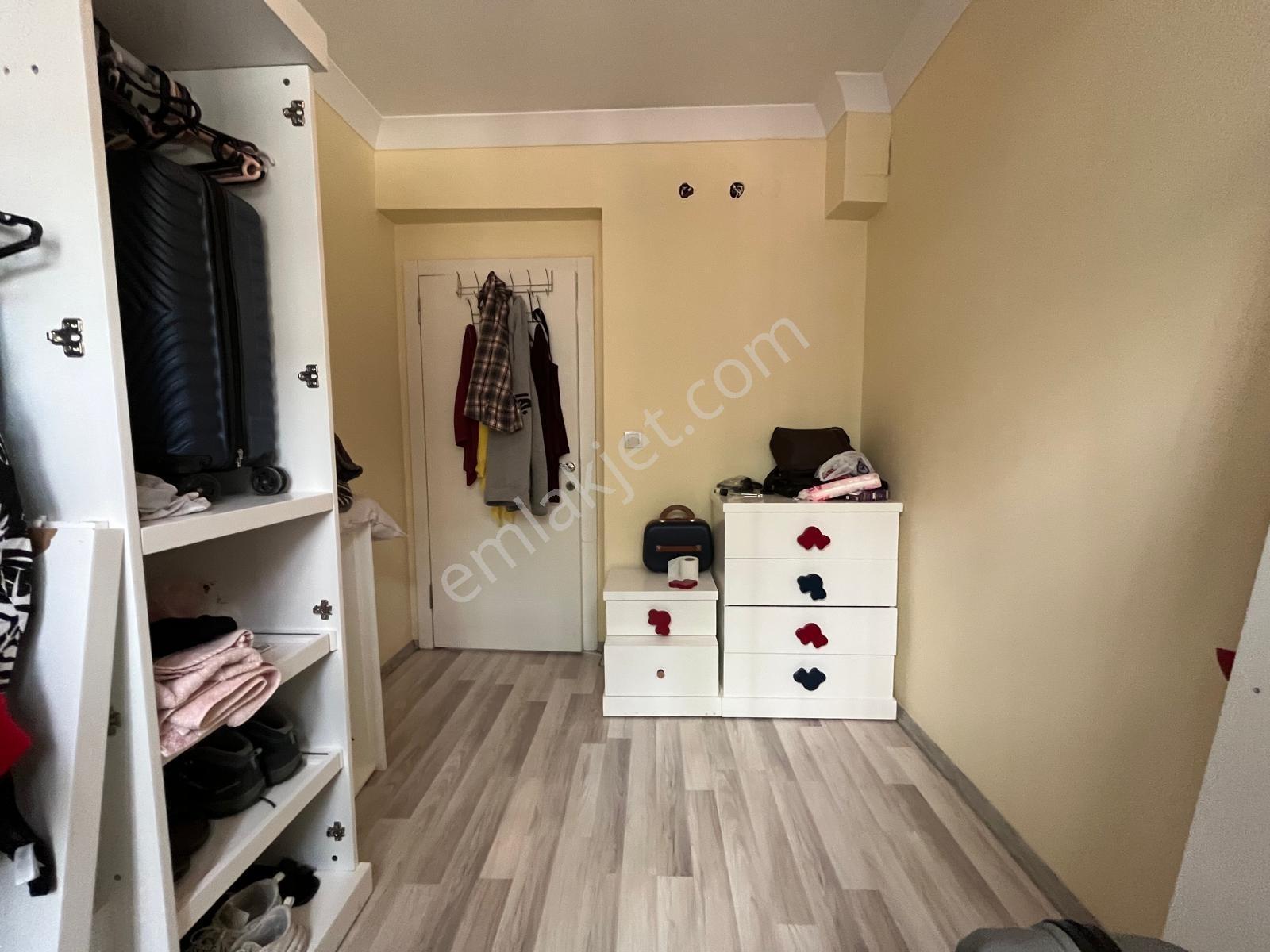 Cumhuriyet Gayrimenkulden 2+1 Metro Yakını Satılık Daire — fotoğraf 27