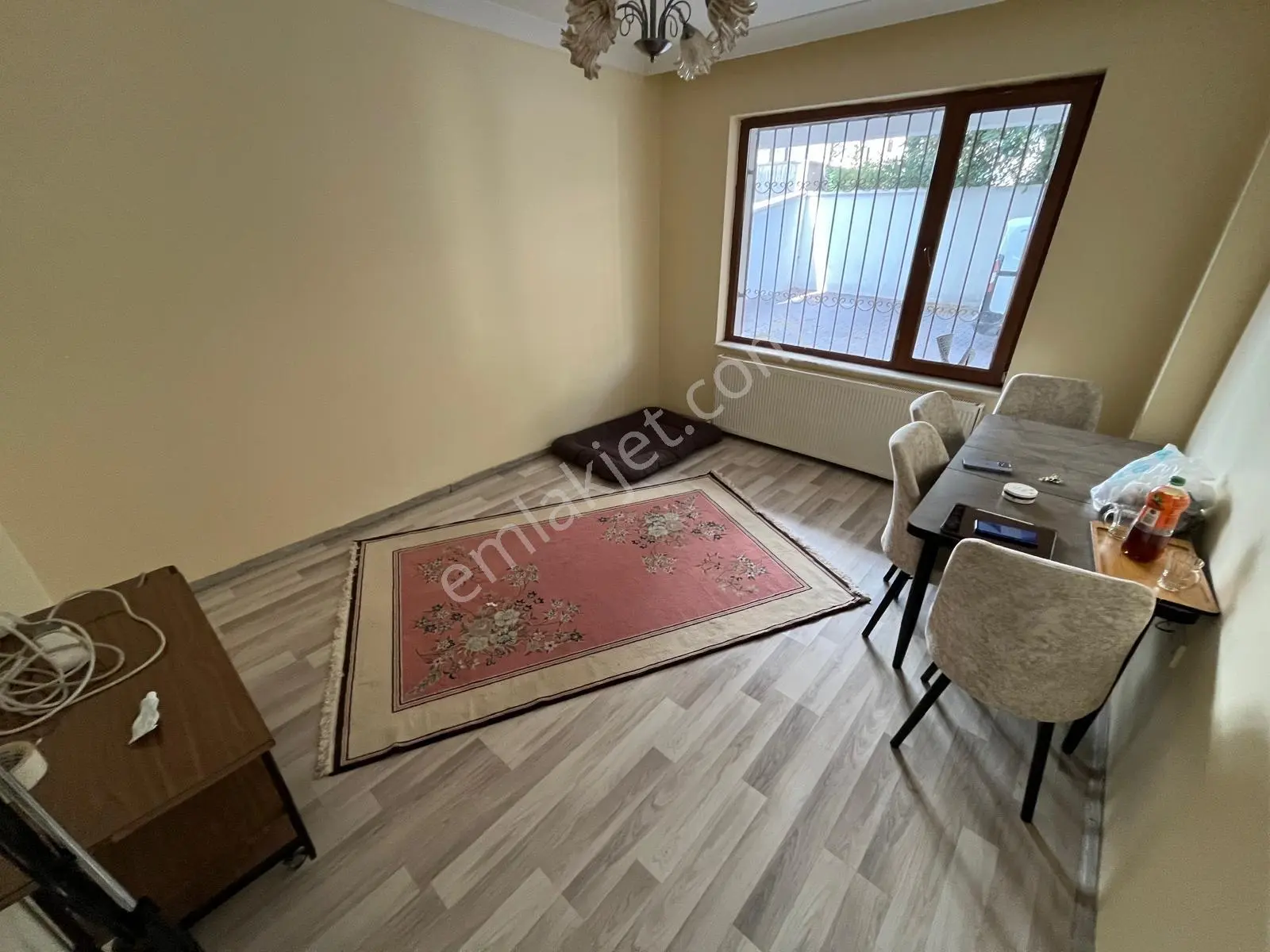 Cumhuriyet Gayrimenkulden 2+1 Metro Yakını Satılık Daire — fotoğraf 44