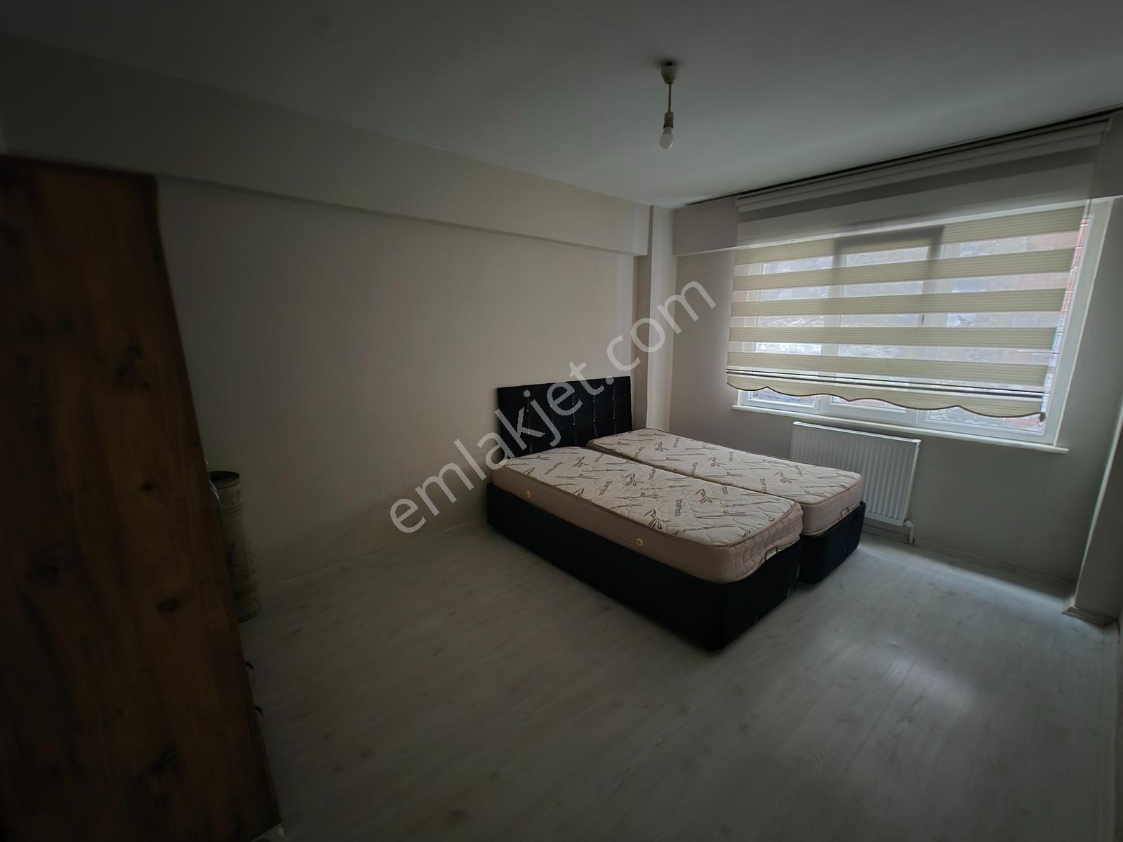 İsmail Şirinden Eski Pazar Cad.merkezi Konumda 3+1 Daire — fotoğraf 6