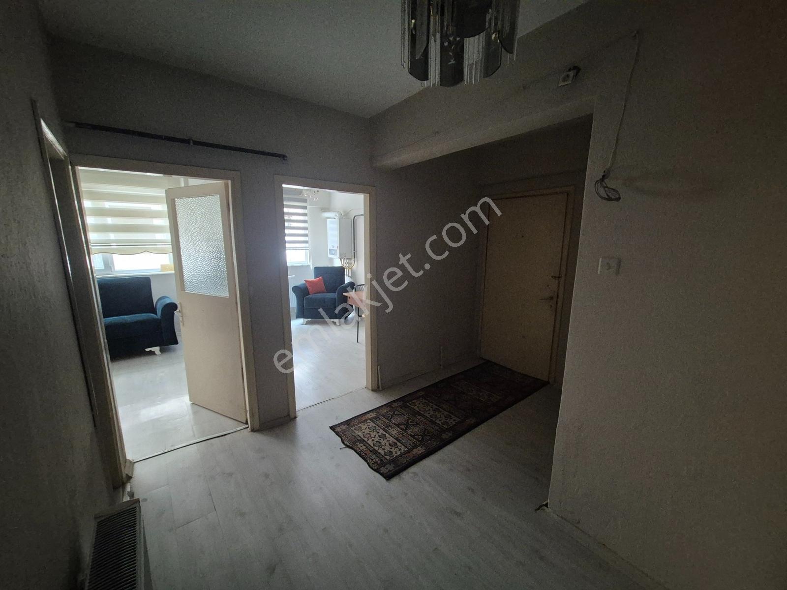 İsmail Şirinden Eski Pazar Cad.merkezi Konumda 3+1 Daire — fotoğraf 13