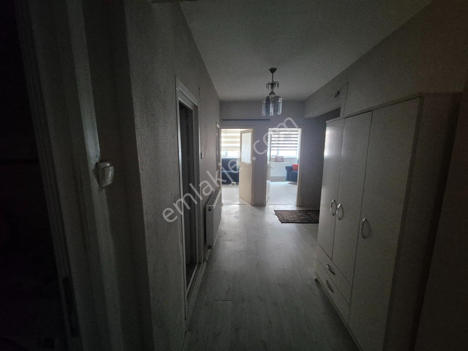 İsmail Şirinden Eski Pazar Cad.merkezi Konumda 3+1 Daire — fotoğraf 14