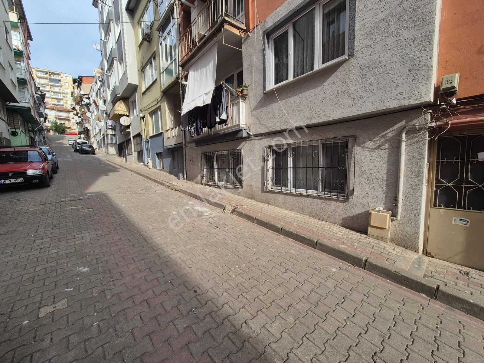 İsmail Şirinden Eski Pazar Cad.merkezi Konumda 3+1 Daire — fotoğraf 21