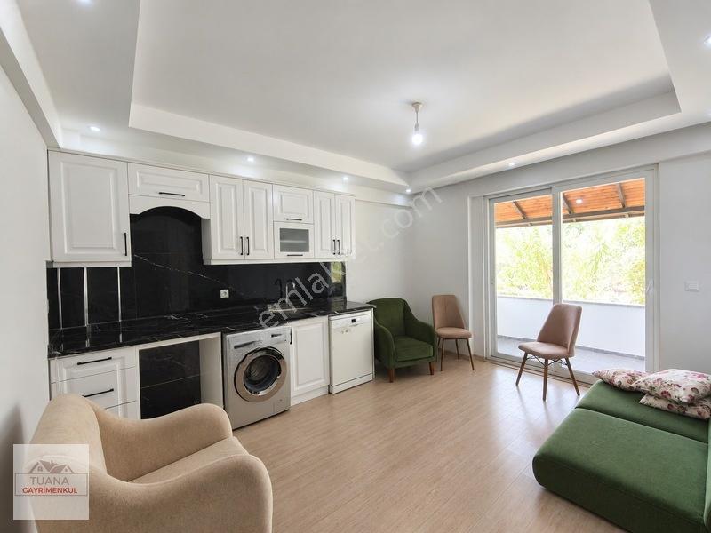 Tuana Emlak'tan Toparlar Mahallesi'nde Kiralık 1+1 Daire — fotoğraf 5