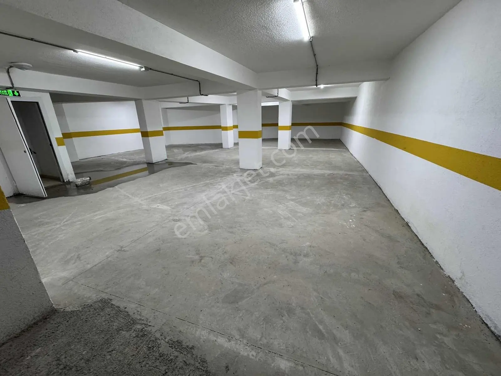 Sancaktepe Atatürk Mahallesinde Kapalı Otopark Olan 2+1 Daire — fotoğraf 2