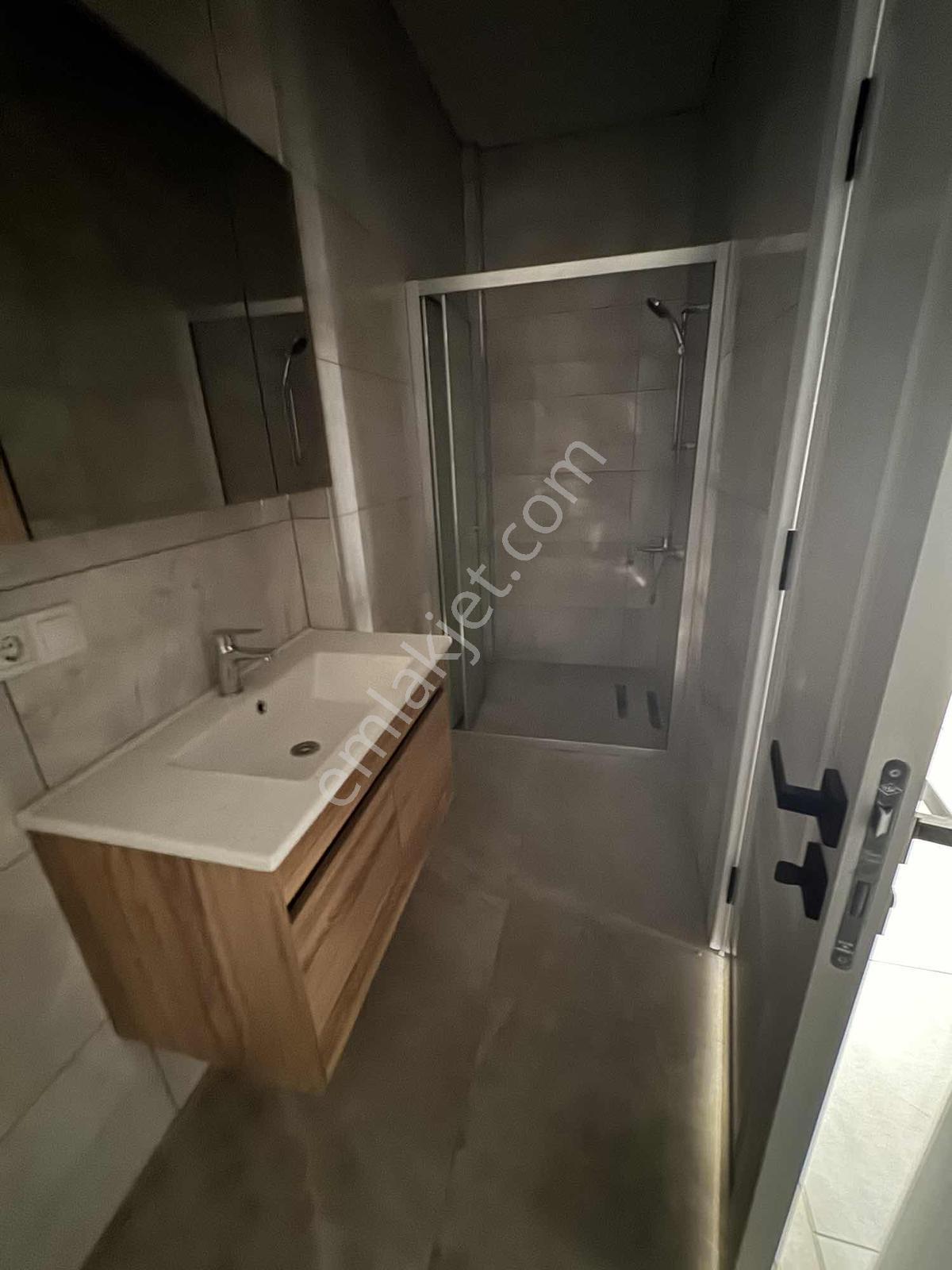Sancaktepe Atatürk Mahallesinde Kapalı Otopark Olan 2+1 Daire — fotoğraf 6