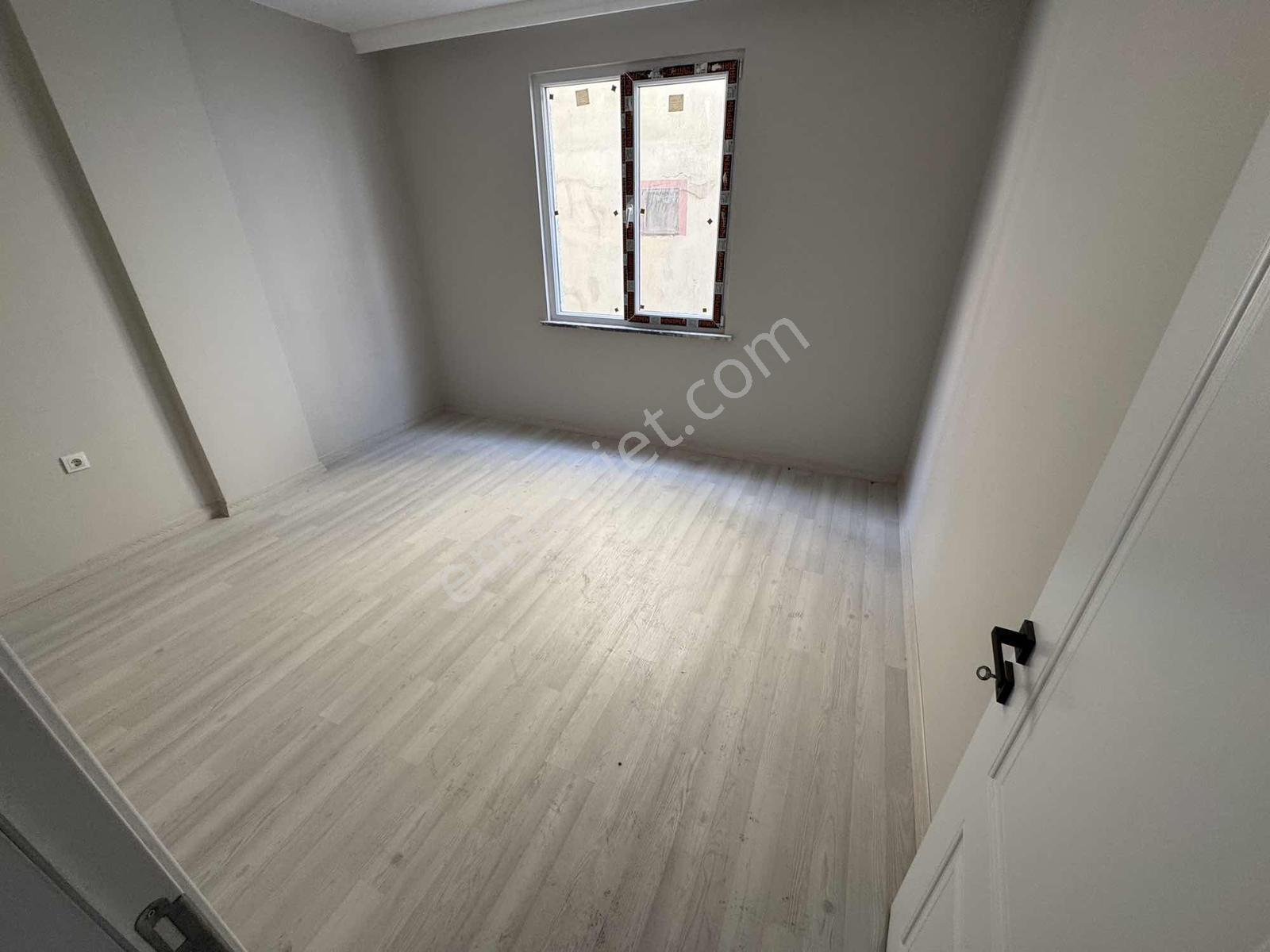 Sancaktepe Atatürk Mahallesinde Kapalı Otopark Olan 2+1 Daire — fotoğraf 7