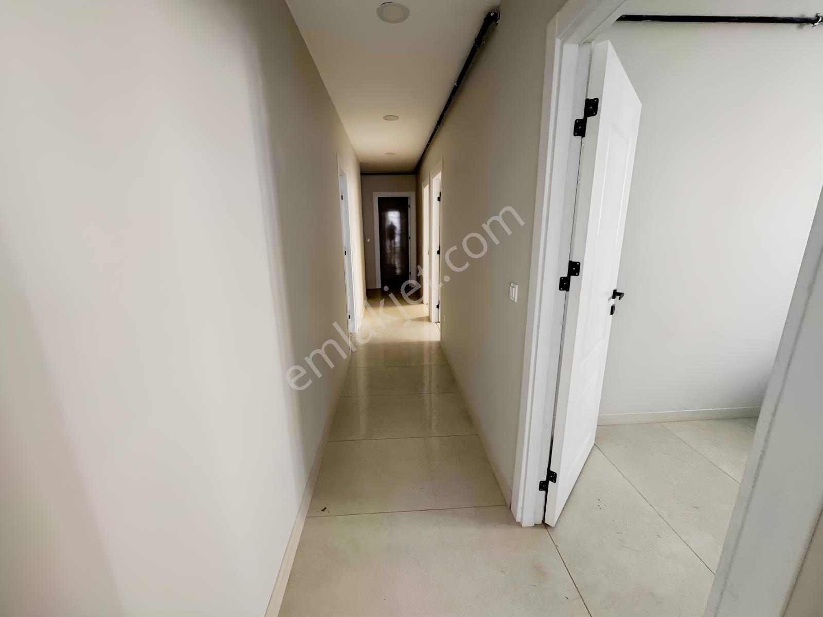Sancaktepe Atatürk Mahallesinde Kapalı Otopark Olan 2+1 Daire — fotoğraf 24
