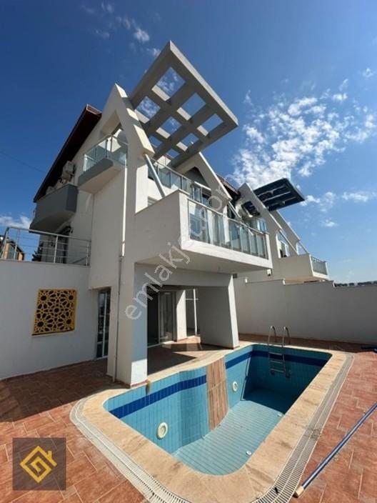 Yılancıburnu Mevki Özel Havuzlu 3 Banyo Full Deniz Manzaralı 4+2 — fotoğraf 26