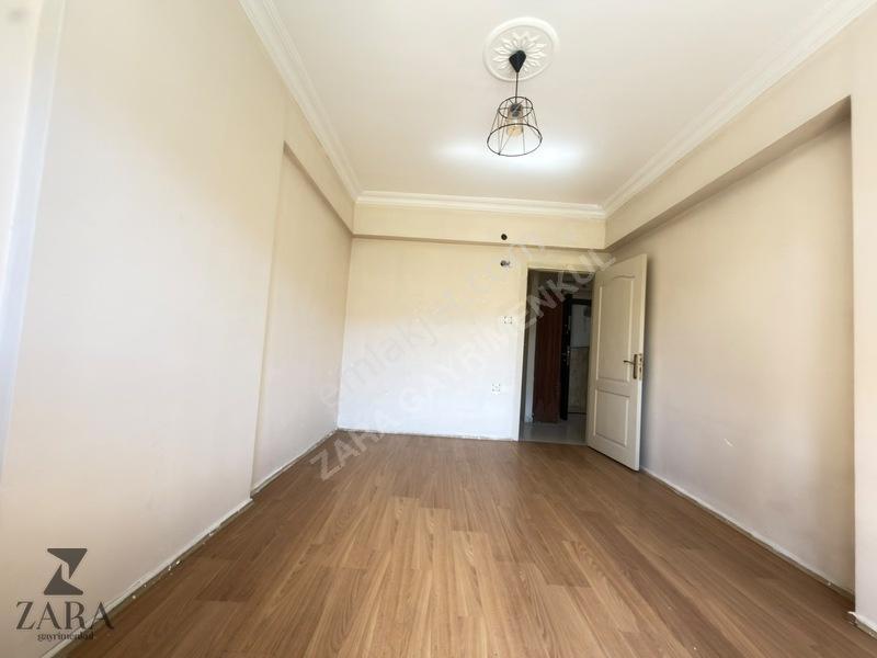 Zara | Durali Alıç Mh 4.kat İskanlı Asansörlü 3+1 Daire — fotoğraf 22