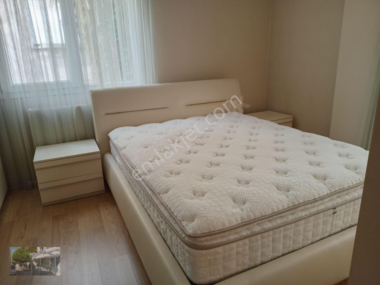 Bostanlı Merkezde Sahile Çok Yakın Köşe Arakat — fotoğraf 21