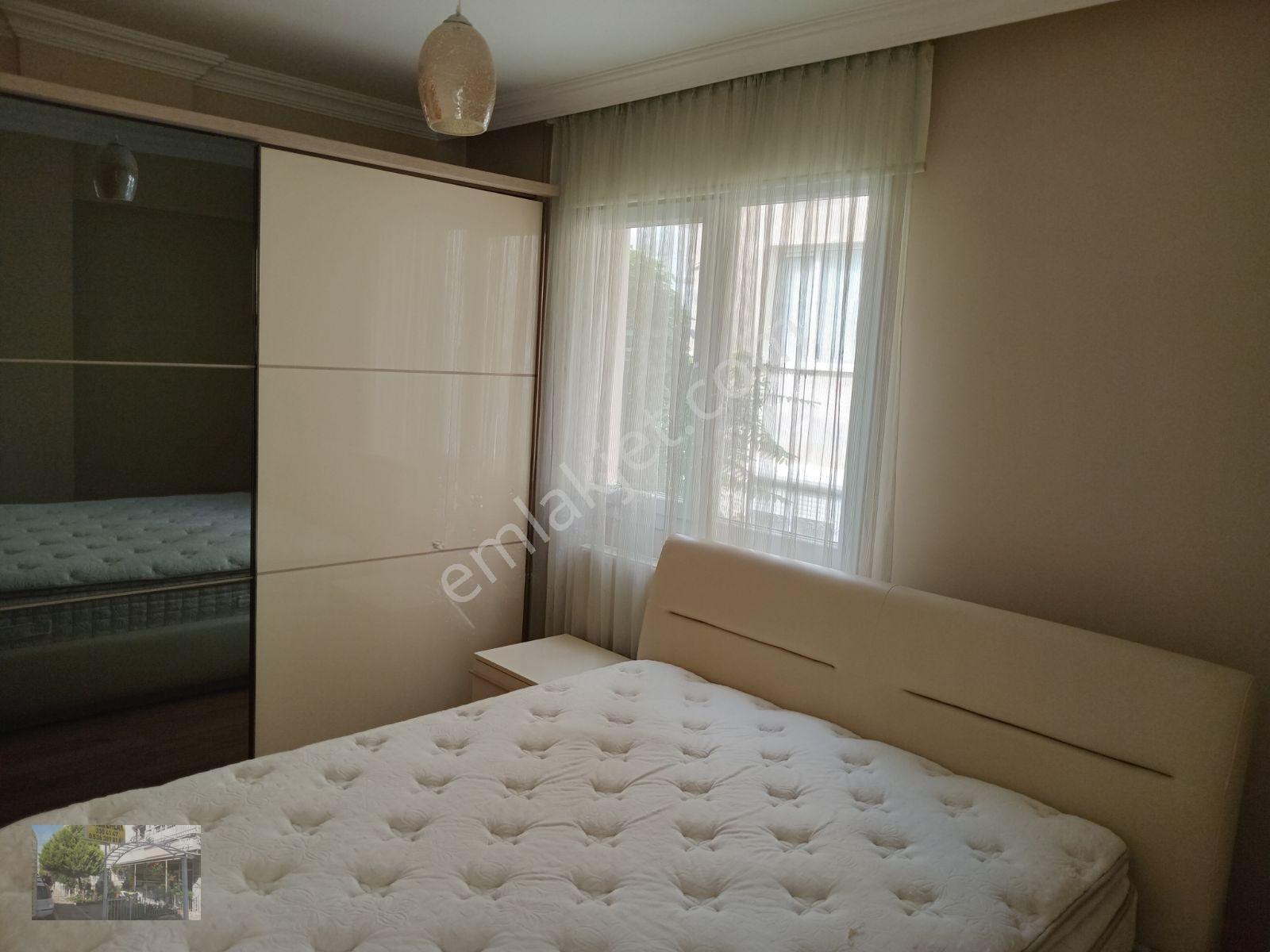 Bostanlı Merkezde Sahile Çok Yakın Köşe Arakat — fotoğraf 27