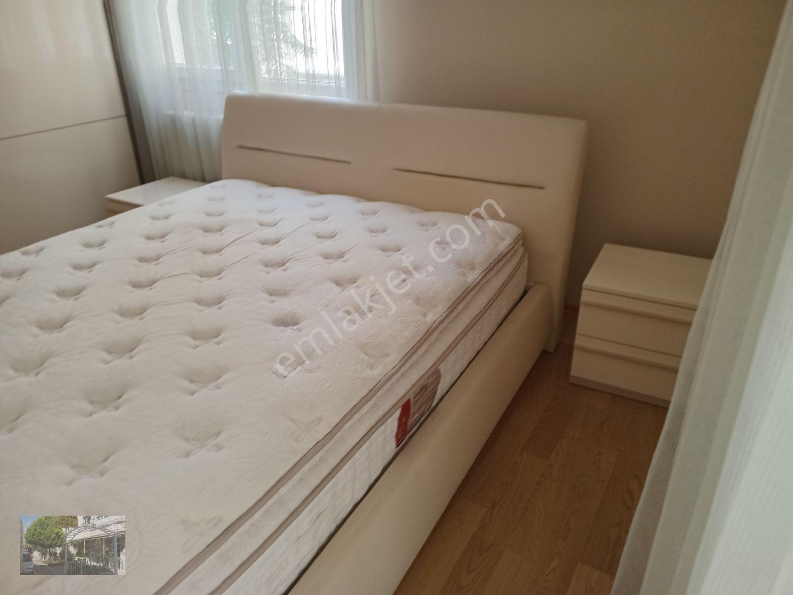 Bostanlı Merkezde Sahile Çok Yakın Köşe Arakat — fotoğraf 28