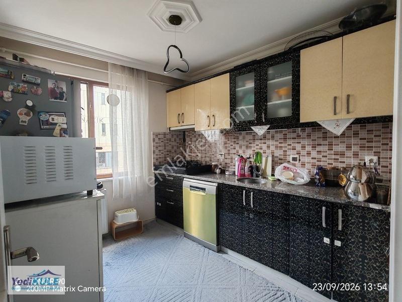 Armağanevlerde Metroya Çok Yakın 3. Kat 2+1, 23 Nisan Caddesinde — fotoğraf 4