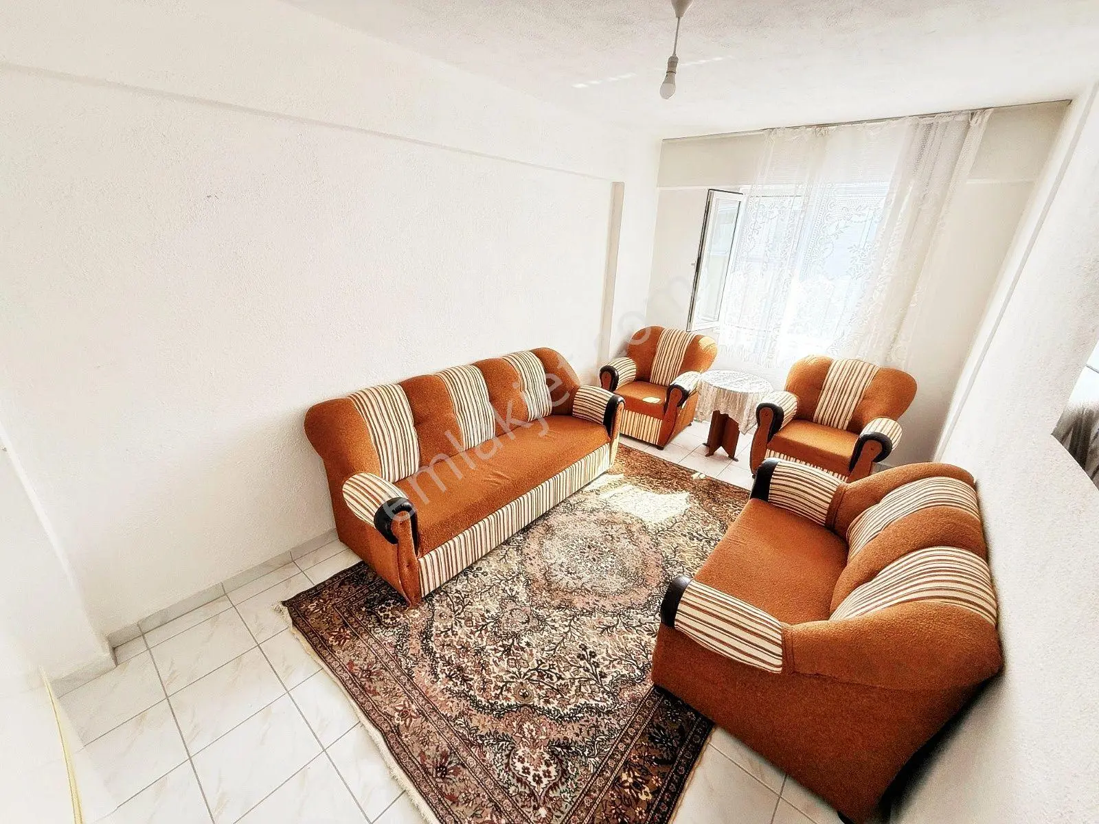 Aktif'ten Akçay'da Satılık Ön Cephe Otoparklı Çift Balkonlu 3+1daire — fotoğraf 8