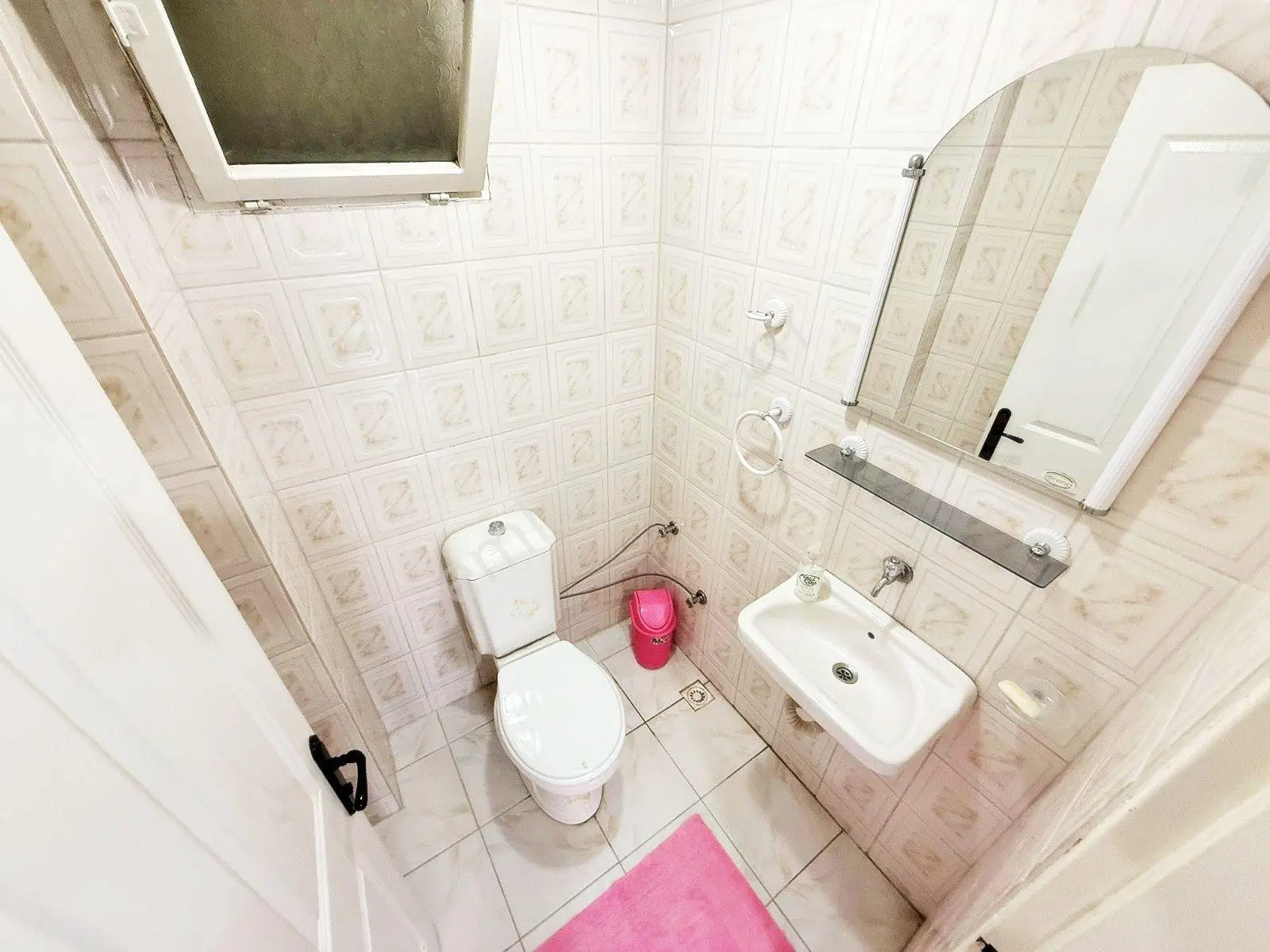 Aktif'ten Akçay'da Satılık Ön Cephe Otoparklı Çift Balkonlu 3+1daire — fotoğraf 19