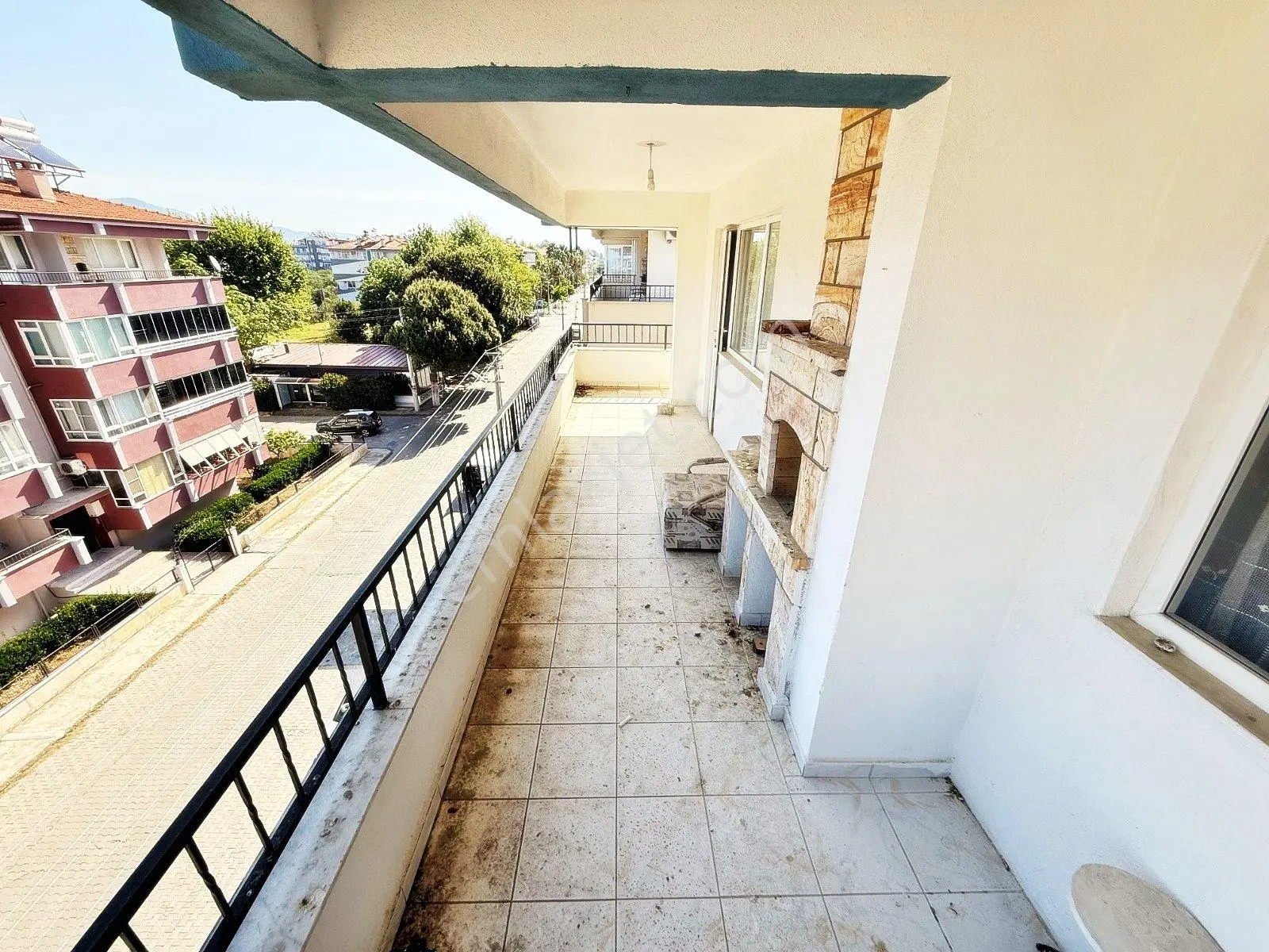 Aktif'ten Akçay'da Satılık Ön Cephe Otoparklı Çift Balkonlu 3+1daire — fotoğraf 21