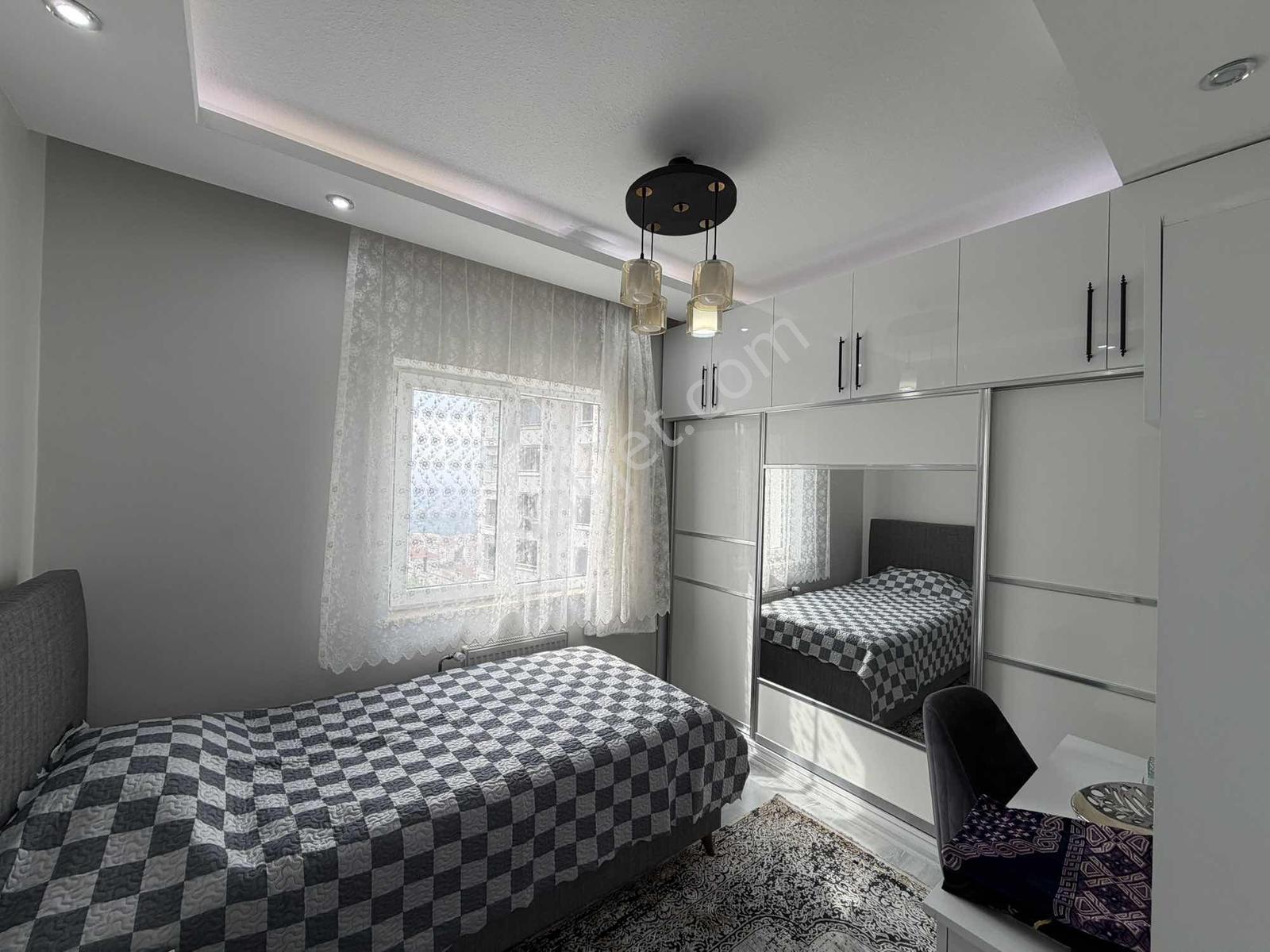Yusuf Karadağlıdan Karagöz Tokide Satılık Ful Yapılı 2+1 — fotoğraf 13