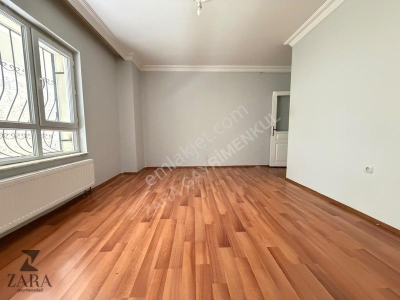 Zara |durali Alıç Mh. Sultan Fatih Cd Yanı Yüksek Kredili 2+1 — fotoğraf 10