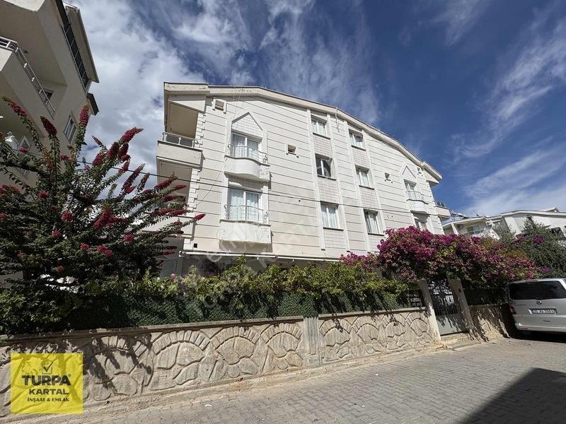 Didim Hastane Ve Cemevine Yakın Konumda Satılık 3+1 Dublex Daire