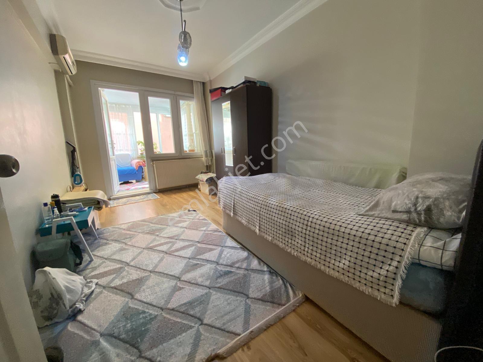Muğla Emlaktan Cadde Üstü 85m 2+1 Balkonlu Masrafsız 1.kat Daire — fotoğraf 3