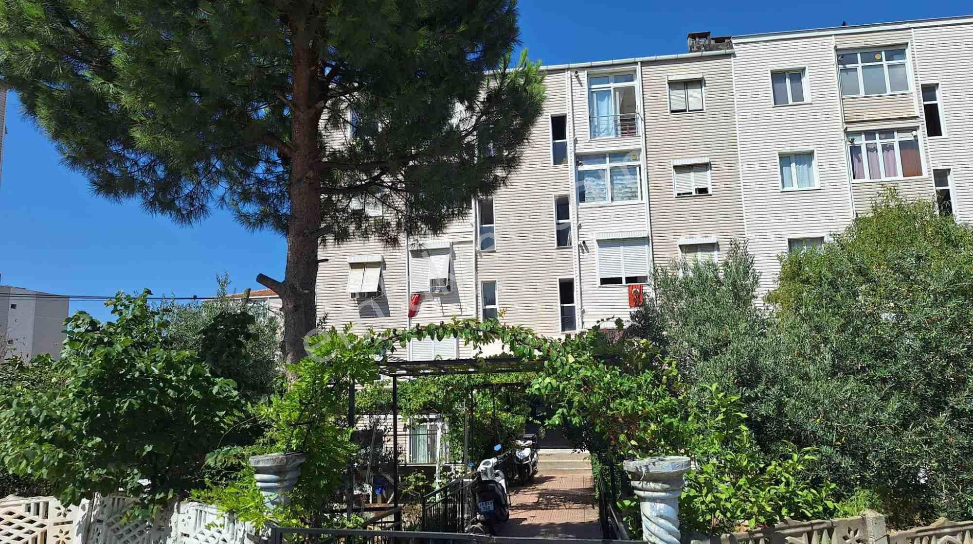 İzmır Buca'da D.gazlı,kapalı Mutfak Satılık 2+1 Daıre — fotoğraf 22