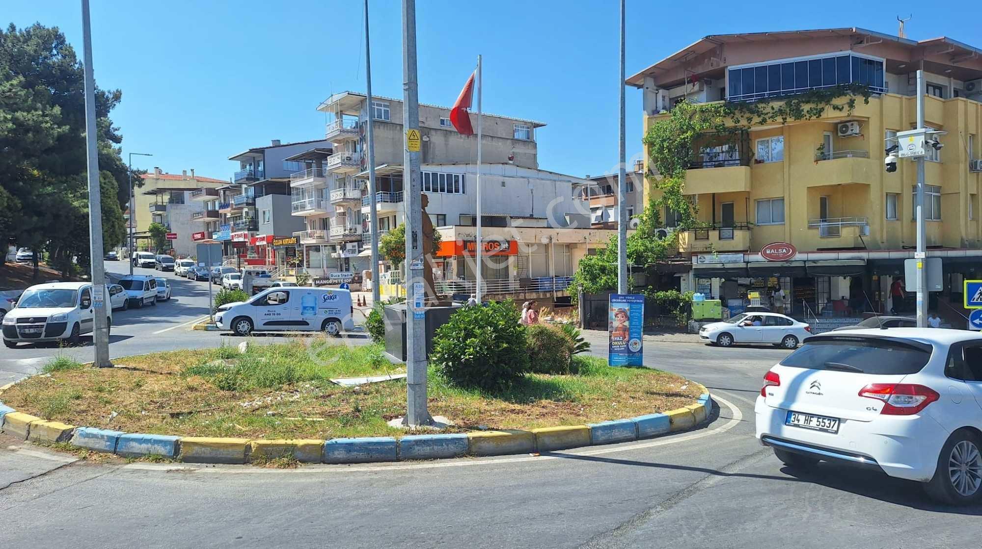 İzmır Buca'da D.gazlı,kapalı Mutfak Satılık 2+1 Daıre — fotoğraf 26
