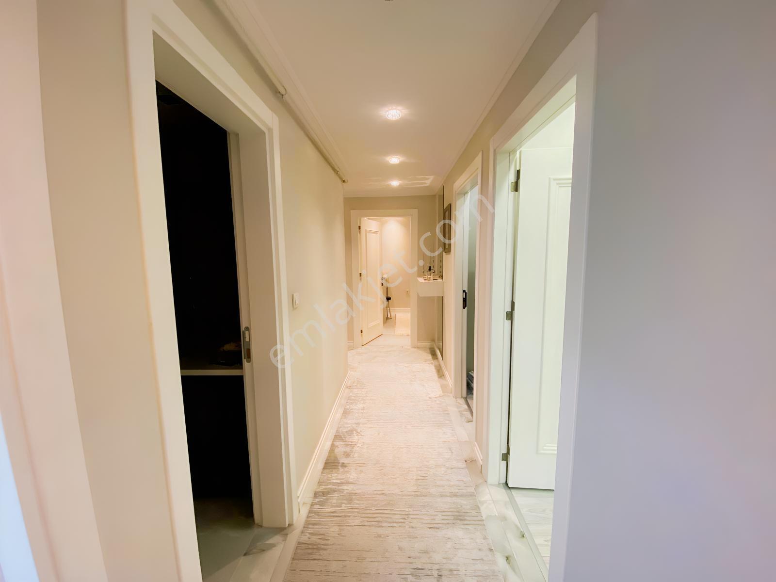 Bahçelievler Erguvan Sitesi İçerisinde 120m² Çok Şık 2.kat 3+1 — fotoğraf 9