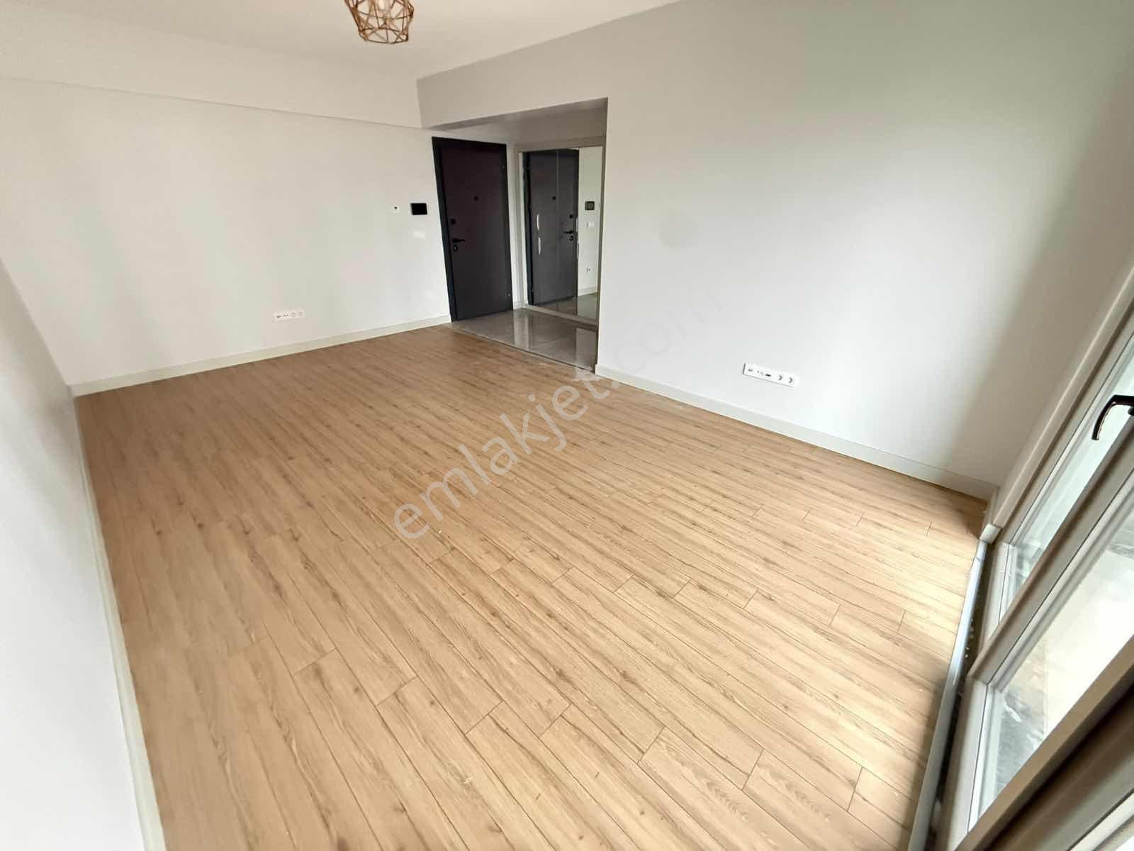 Siltaş Comfort'da Lüks Daire!peyzaj Manzaralı Geniş 2+1 Ara Kat! — fotoğraf 6