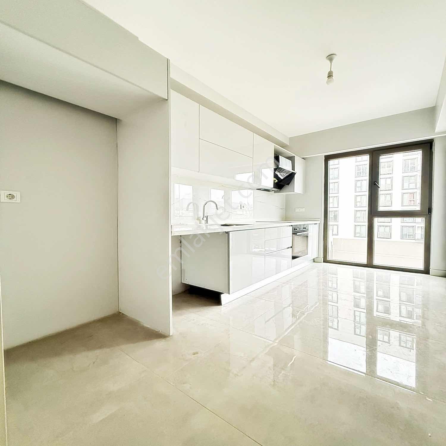 Siltaş Comfort'da Lüks Daire!peyzaj Manzaralı Geniş 2+1 Ara Kat! — fotoğraf 7