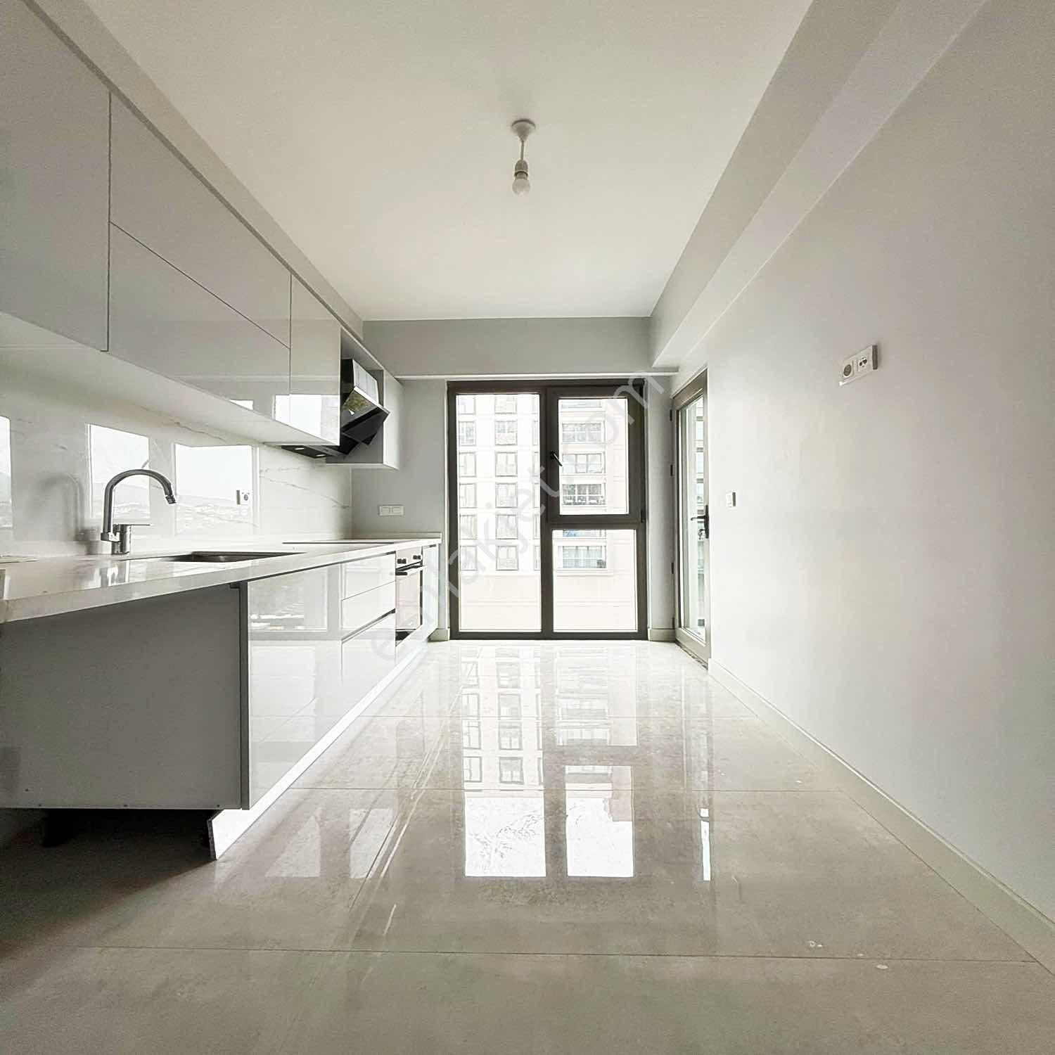 Siltaş Comfort'da Lüks Daire!peyzaj Manzaralı Geniş 2+1 Ara Kat! — fotoğraf 8