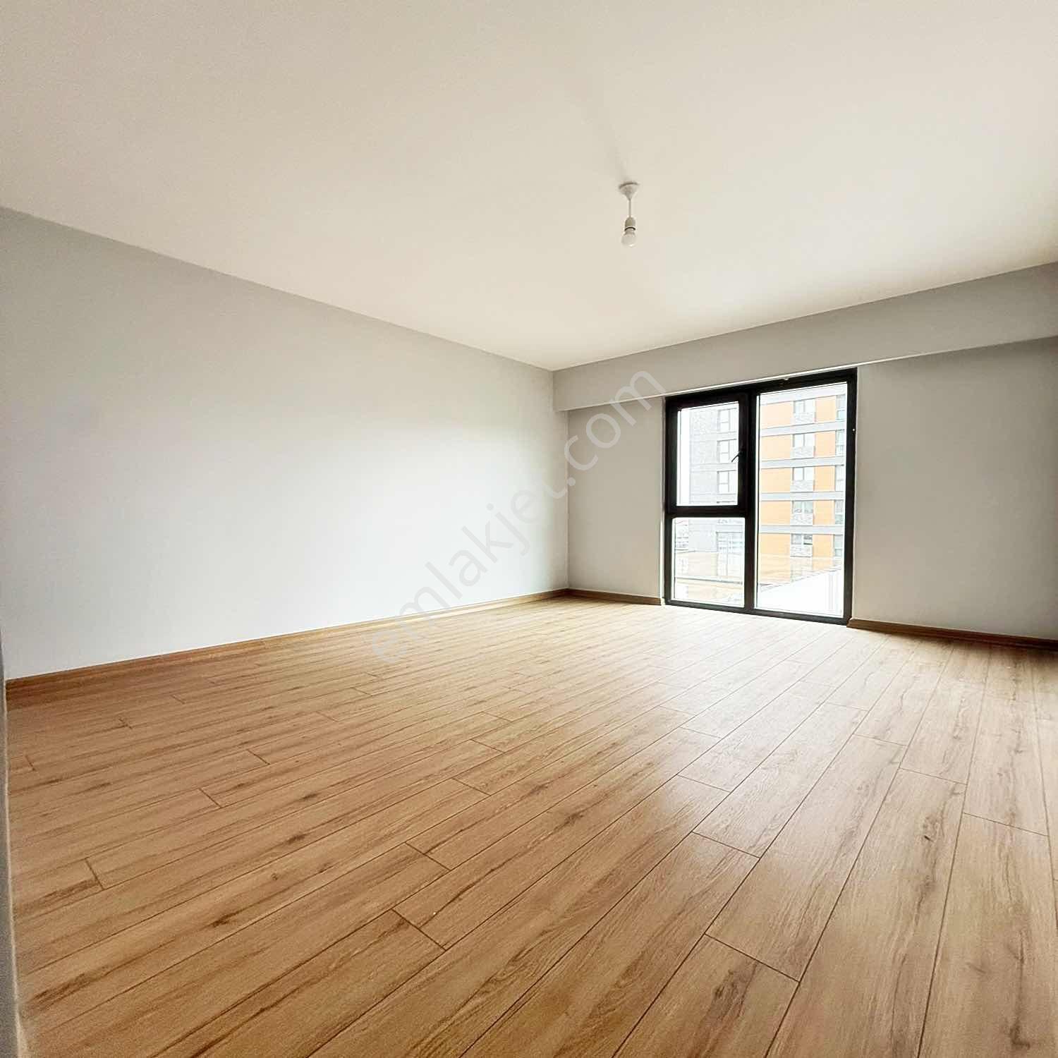 Siltaş Comfort'da Lüks Daire!peyzaj Manzaralı Geniş 2+1 Ara Kat! — fotoğraf 17