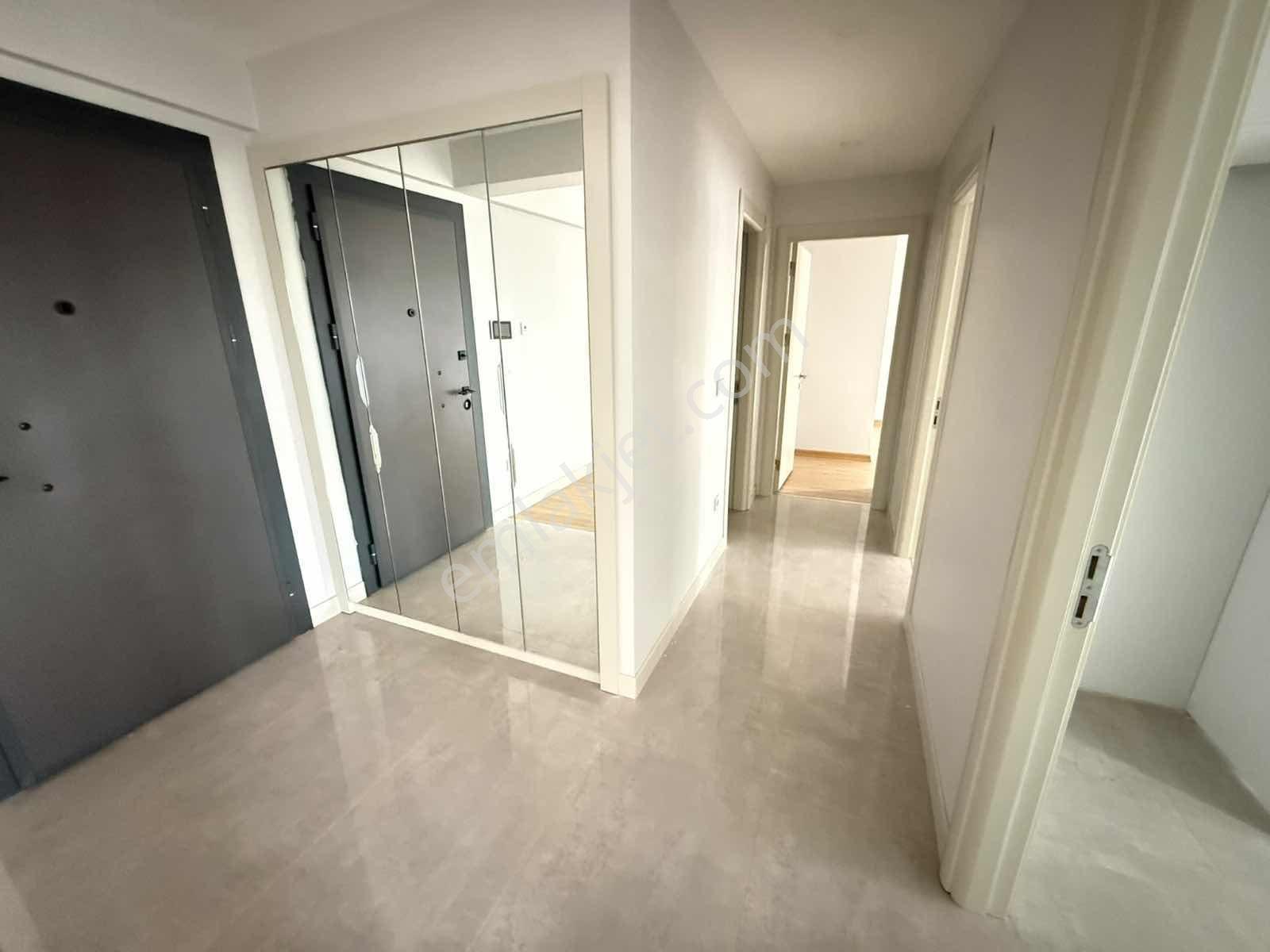 Siltaş Comfort'da Lüks Daire!peyzaj Manzaralı Geniş 2+1 Ara Kat! — fotoğraf 25